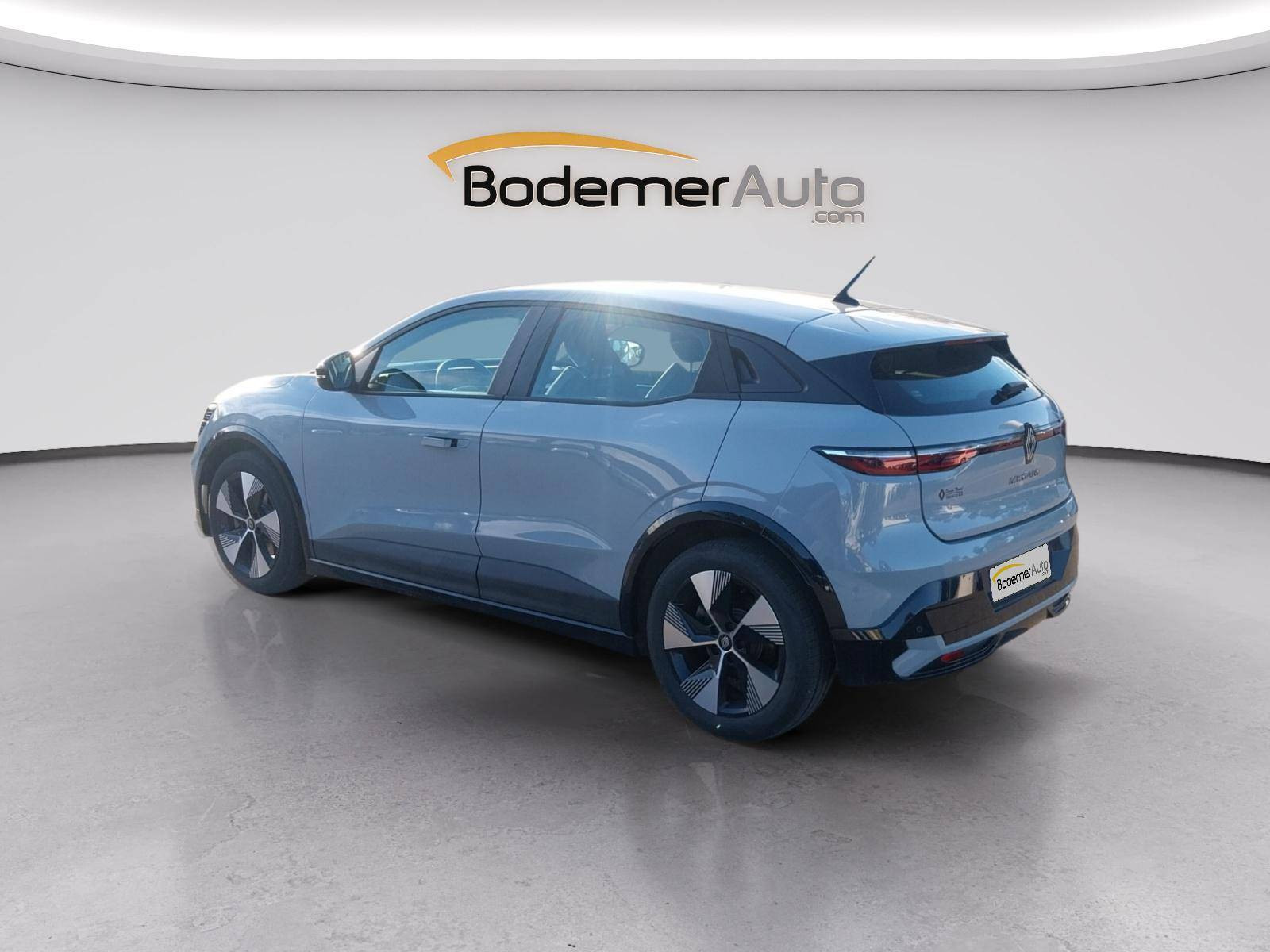Vente en ligne Renault Megane E-Tech  EV40 130ch standard charge au prix de 18 991 €