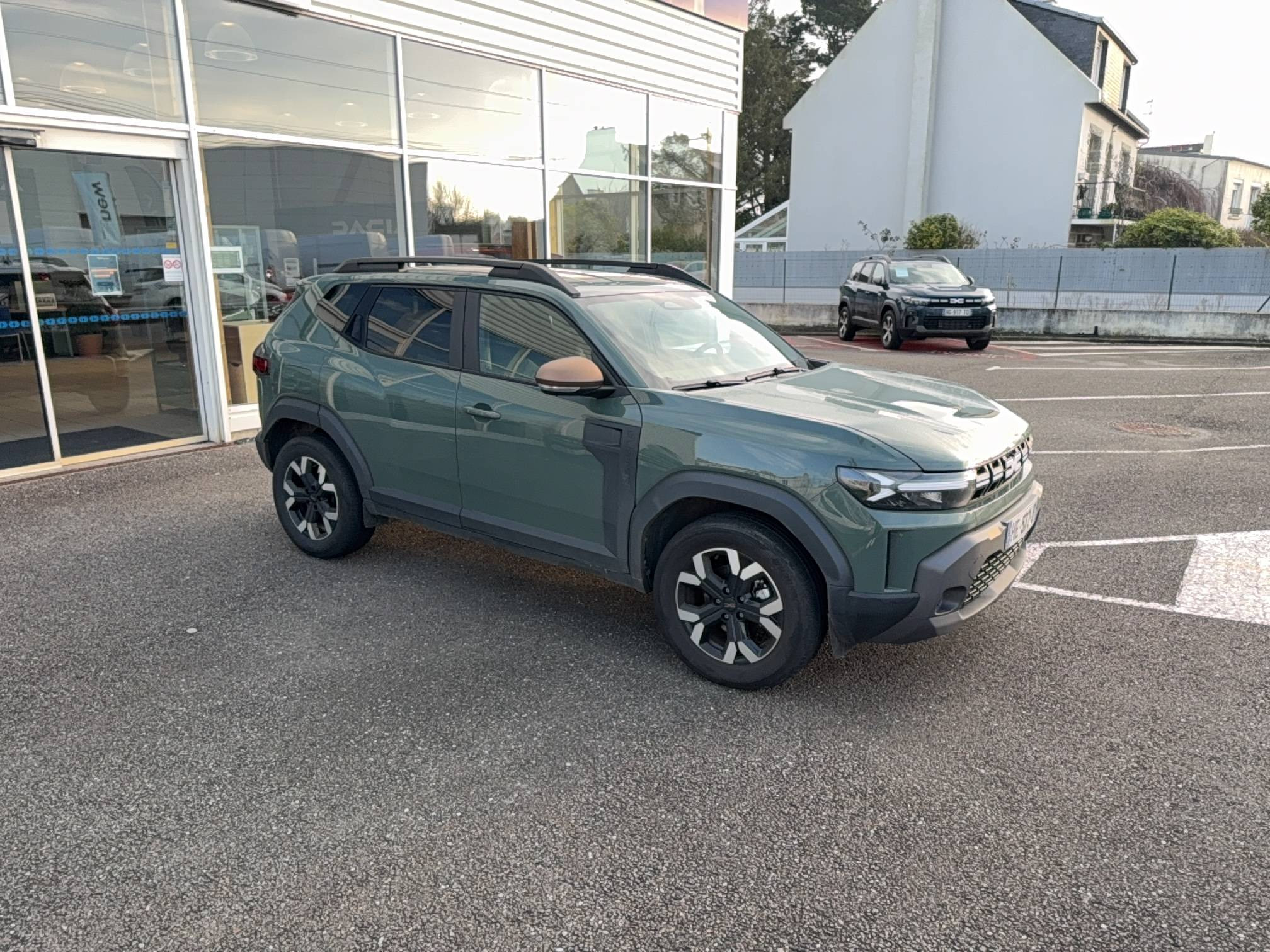 Vente en ligne Dacia Duster  Hybrid 140 au prix de 28 590 €