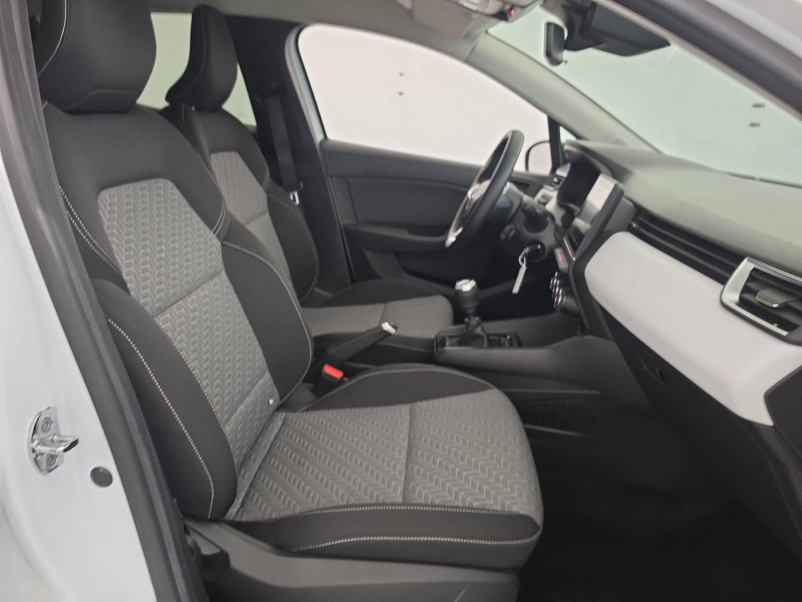 Vente en ligne Renault Clio 5 Clio TCe 90 au prix de 13 999 €