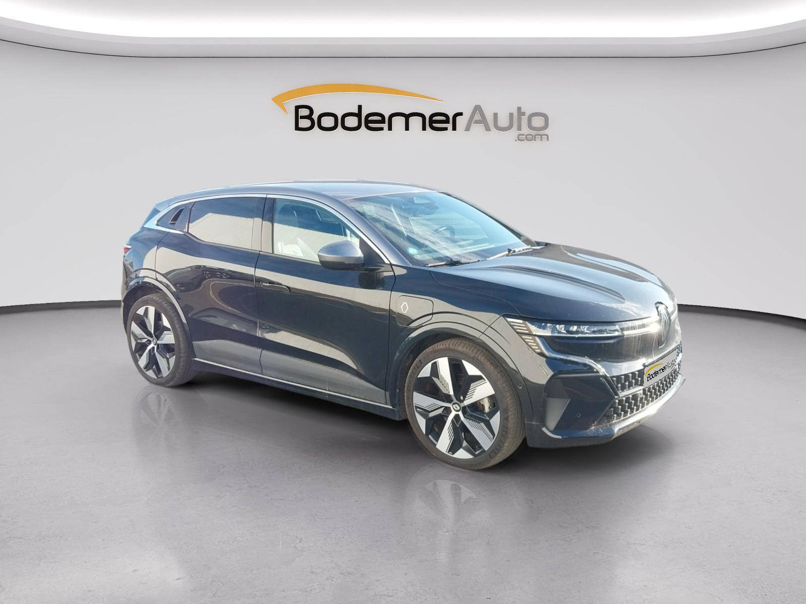 Vente en ligne Renault Megane E-Tech  EV60 220 ch super charge au prix de 25 900 €