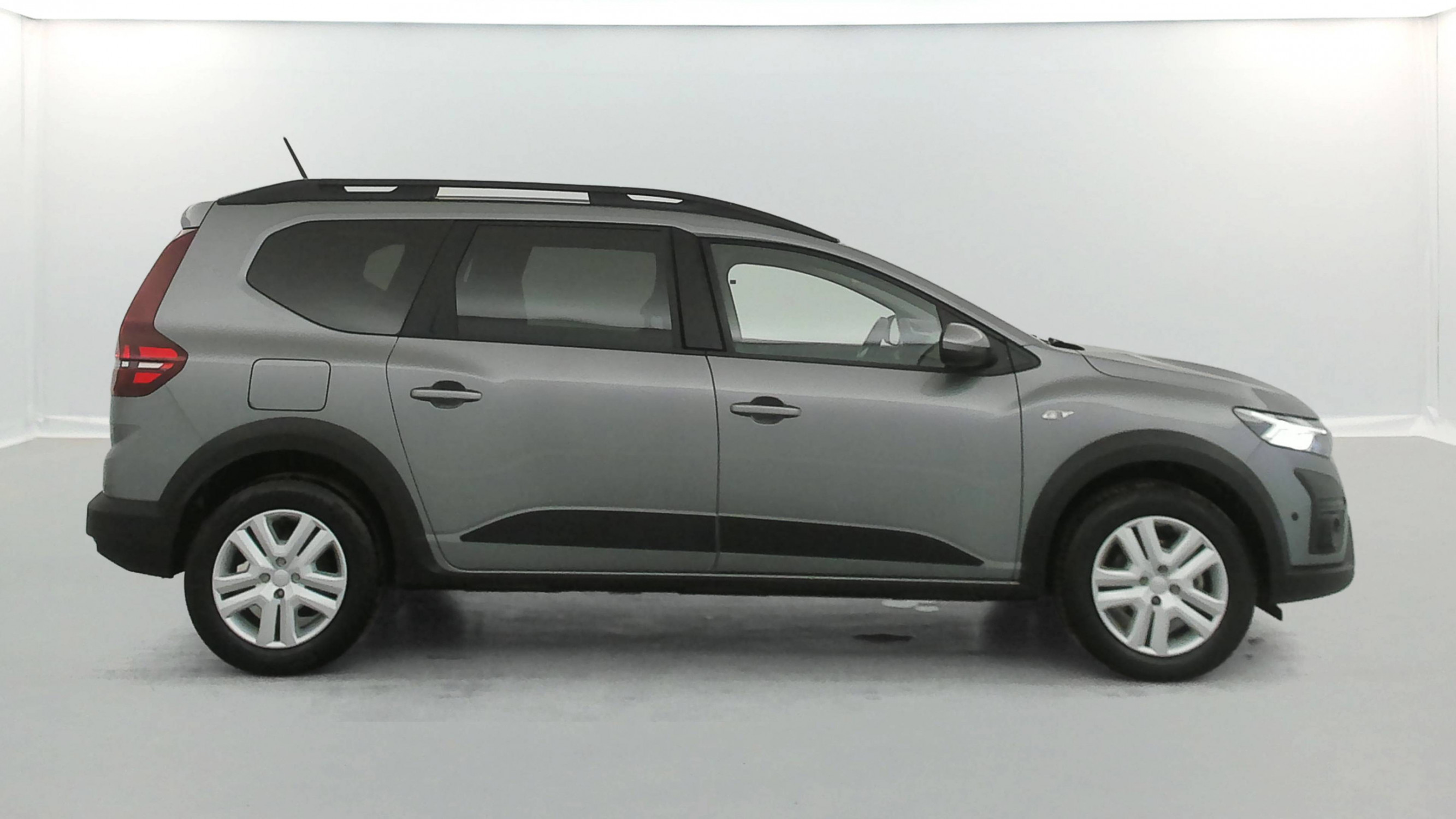 Vente en ligne Dacia Jogger  Hybrid 140 5 places au prix de 21 290 €