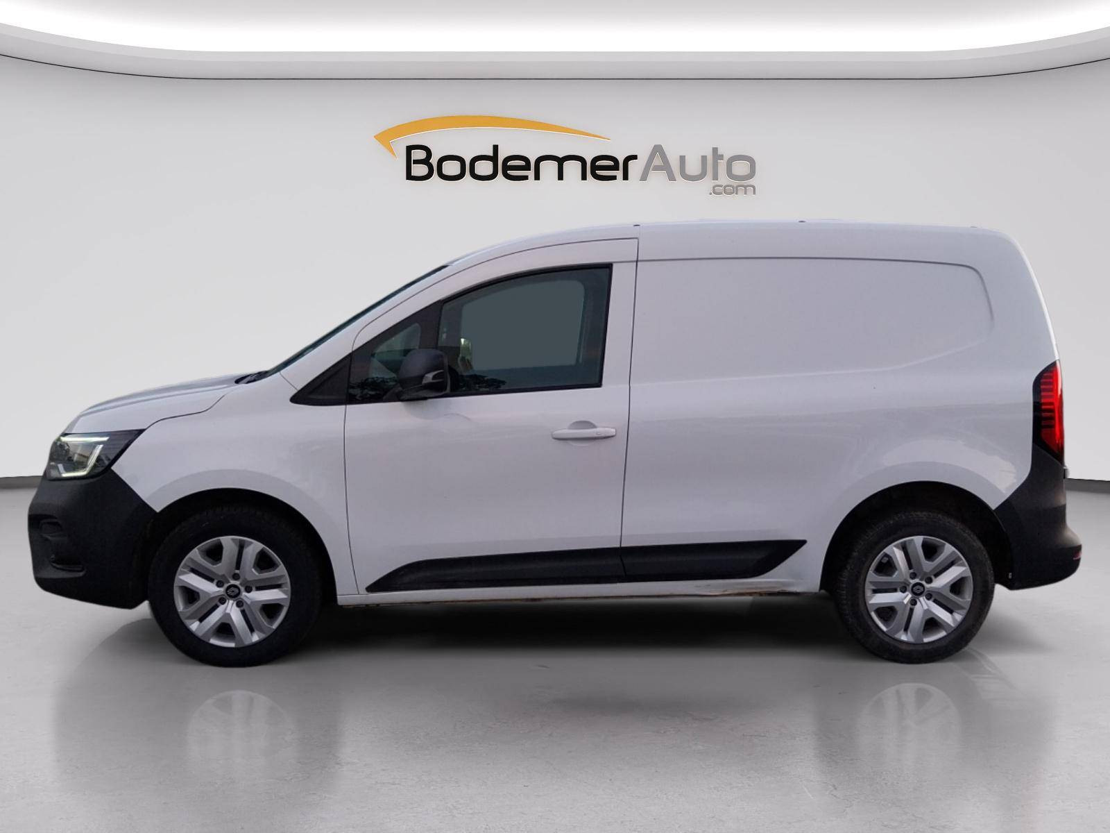 Vente en ligne Renault Kangoo Van  FG TOLE BLUE DCI 95 L1 GSR2 au prix de 18 360 €