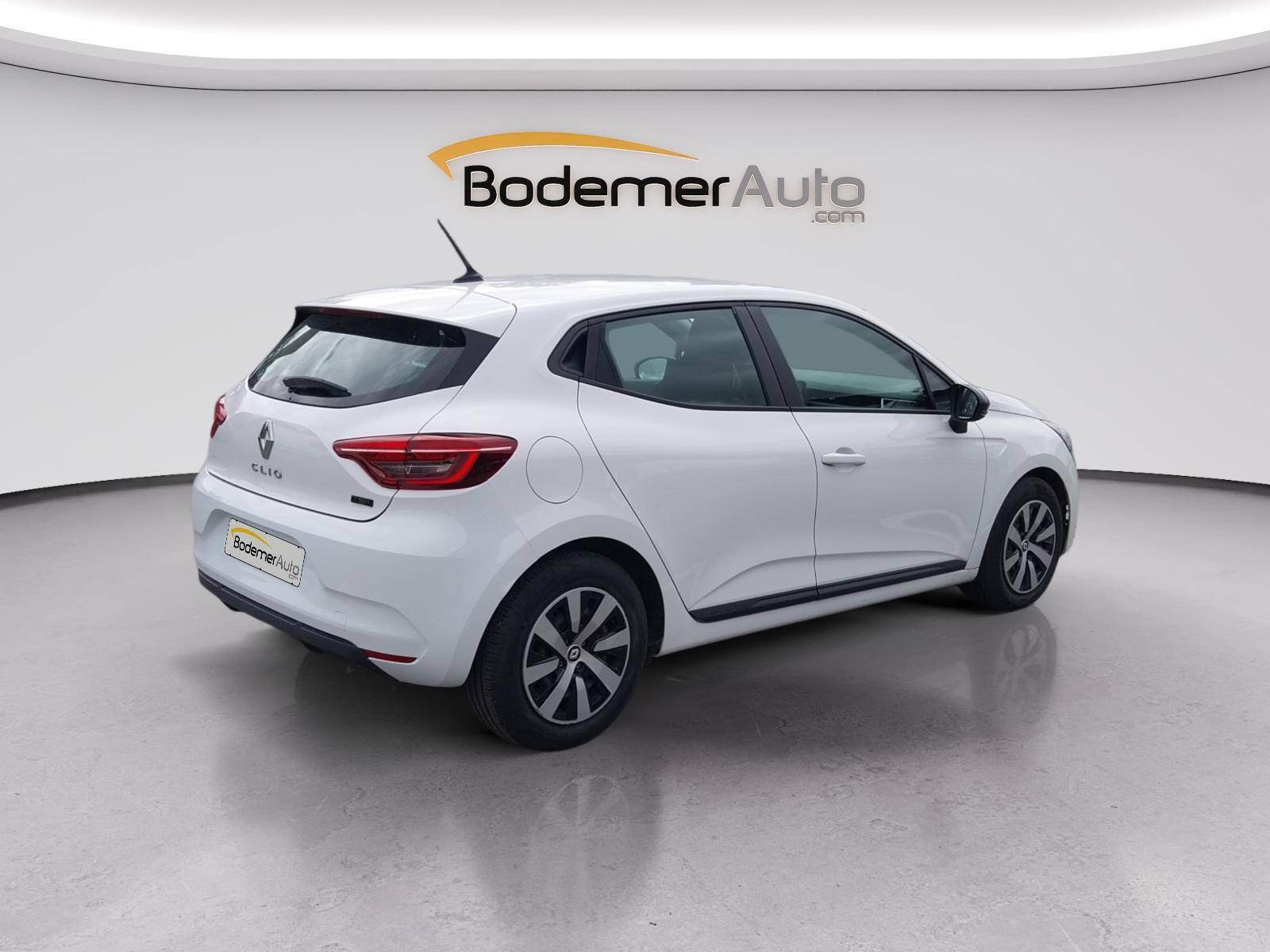 Vente en ligne Renault Clio 5 Clio E-Tech full hybrid 145 au prix de 17 500 €