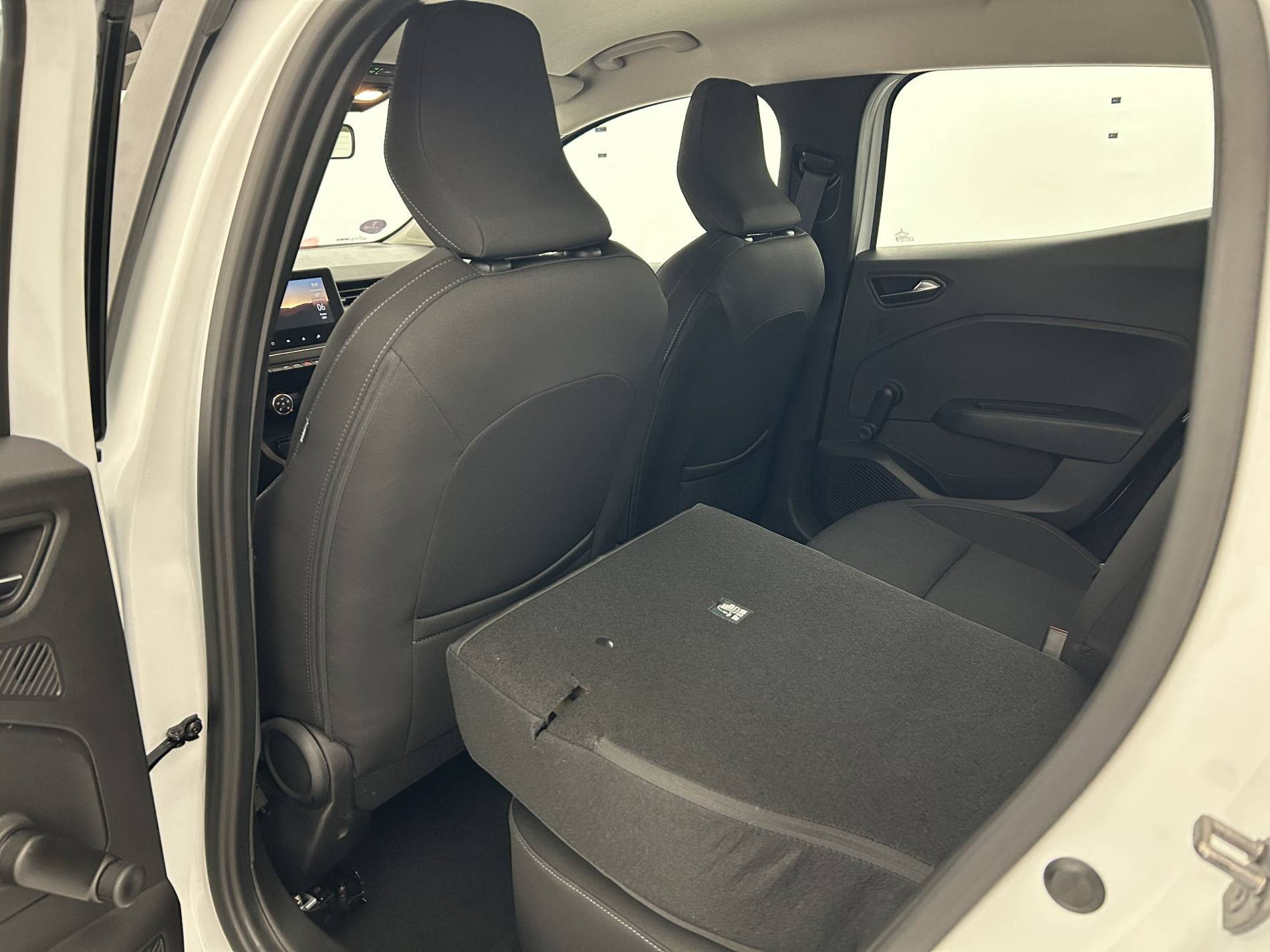 Vente en ligne Renault Clio 5 Clio TCe 90 au prix de 13 790 €