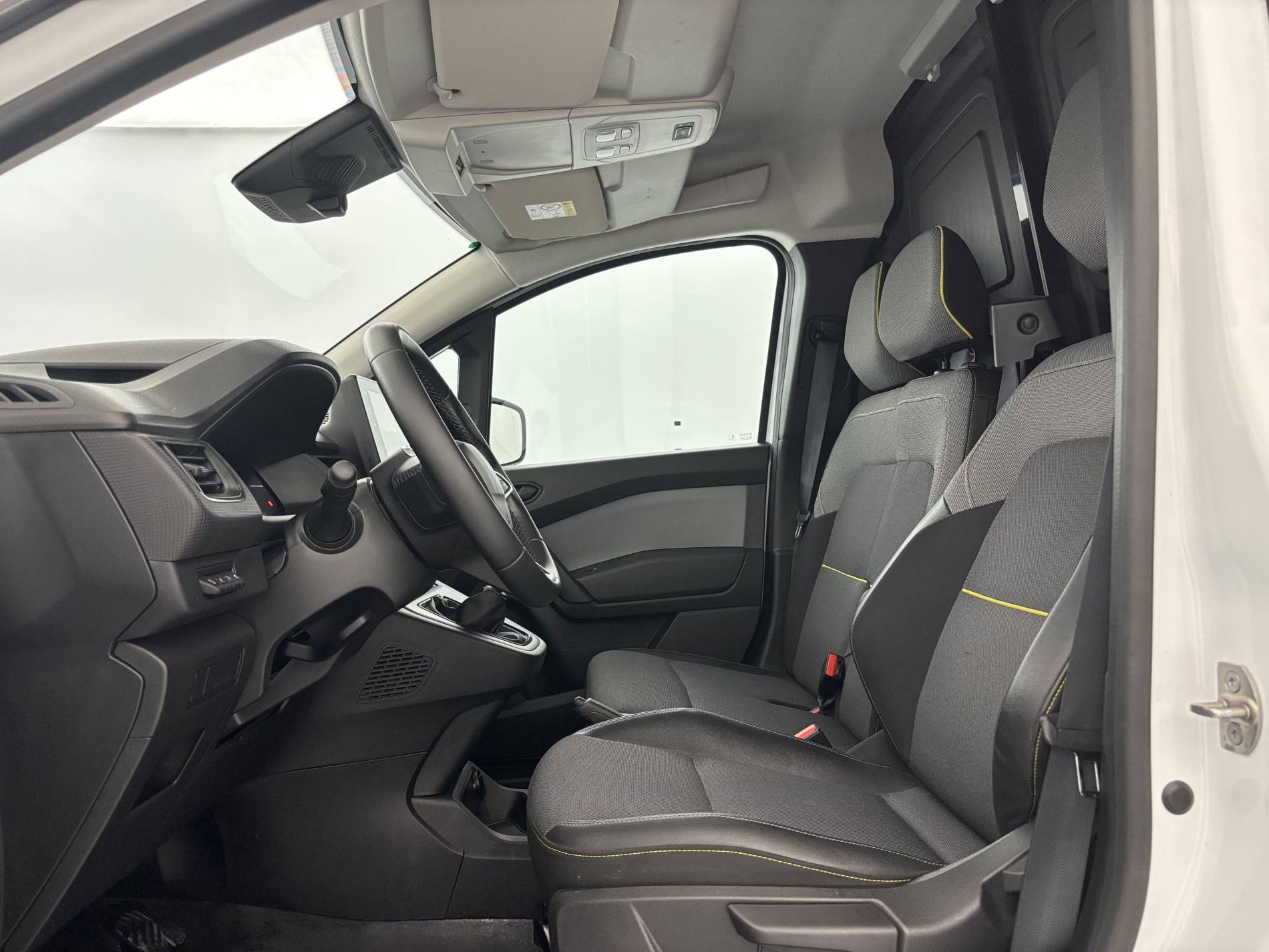 Vente en ligne Renault Kangoo Van  FG TOLE BLUE DCI 95 L1 GSR2 au prix de 18 390 €