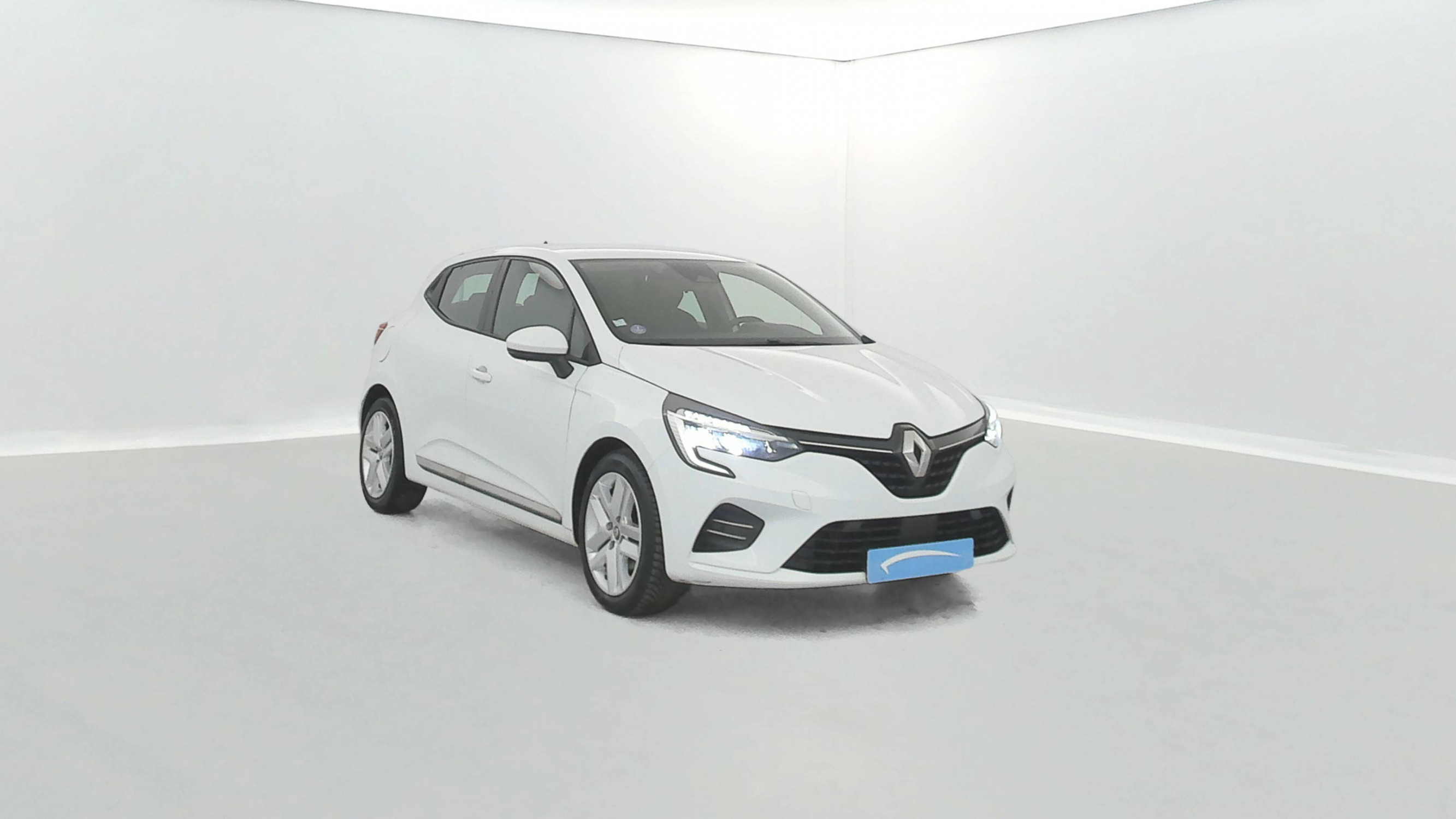 Vente en ligne Renault Clio 5 Clio E-Tech 140 - 21N au prix de 11 990 €