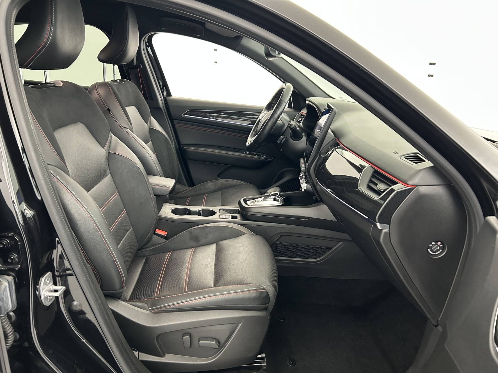 Vente en ligne Renault Arkana  E-Tech hybride 145 au prix de 21 400 €