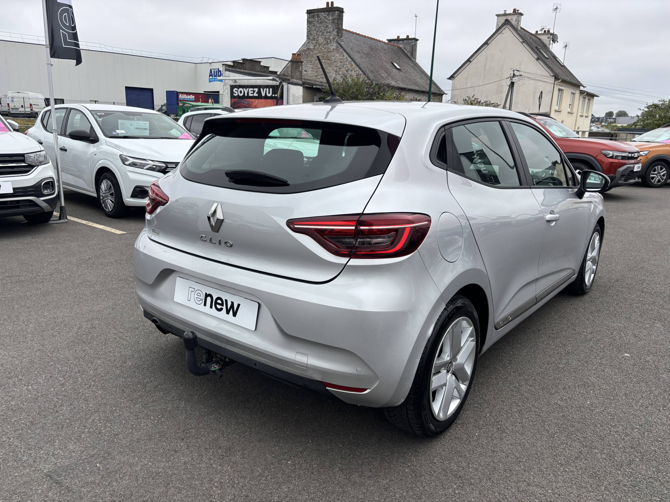 Vente en ligne Renault Clio 5 Clio Blue dCi 85 au prix de 12 990 €