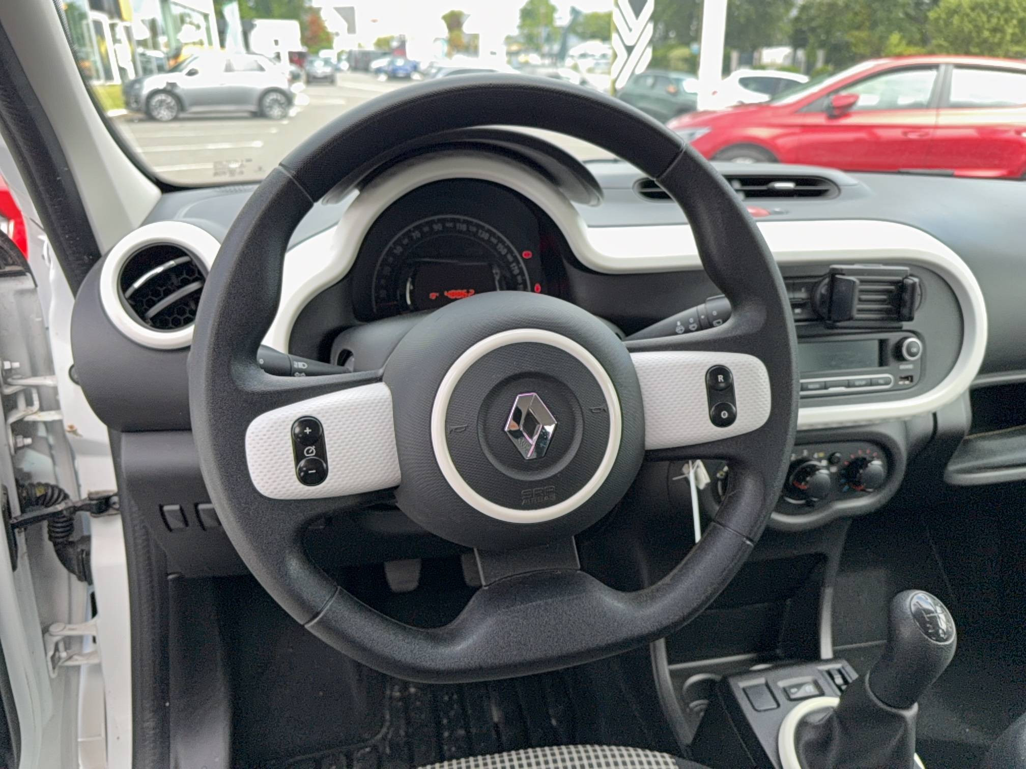 Vente en ligne Renault Twingo 3  1.0 SCe 70 BC au prix de 9 800 €