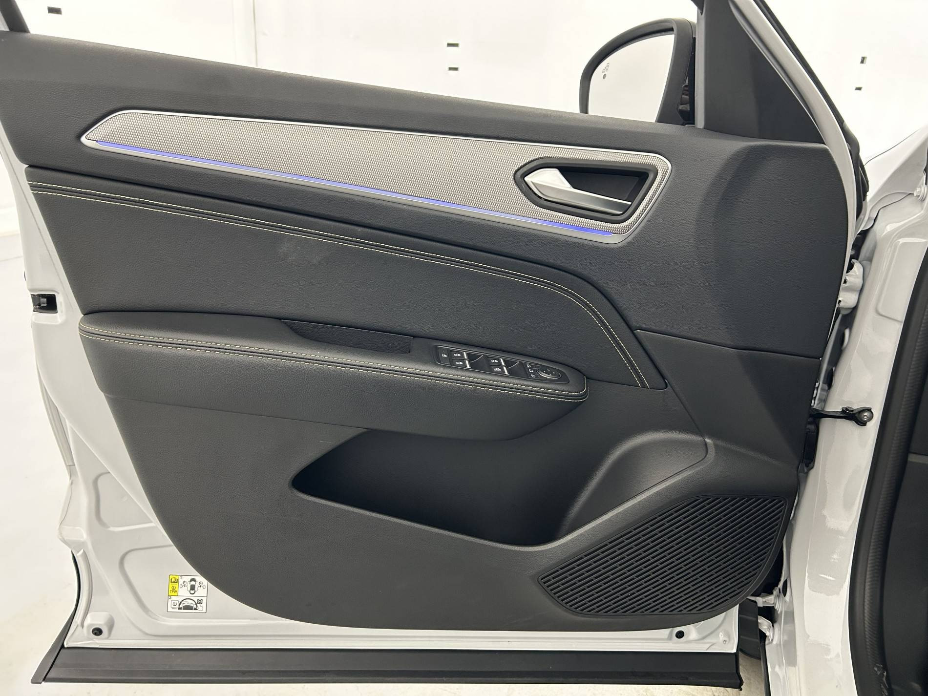Vente en ligne Renault Arkana  E-Tech full hybrid 145 GSR2 au prix de 23 290 €