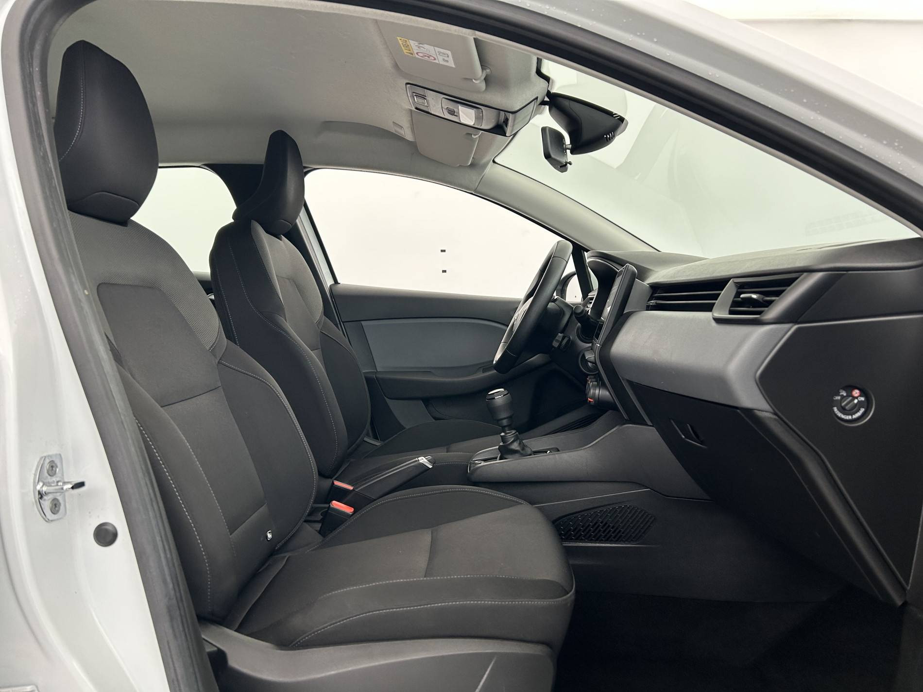 Vente en ligne Renault Clio 5 CLIO SOCIETE BLUE DCI 85 au prix de 10 490 €