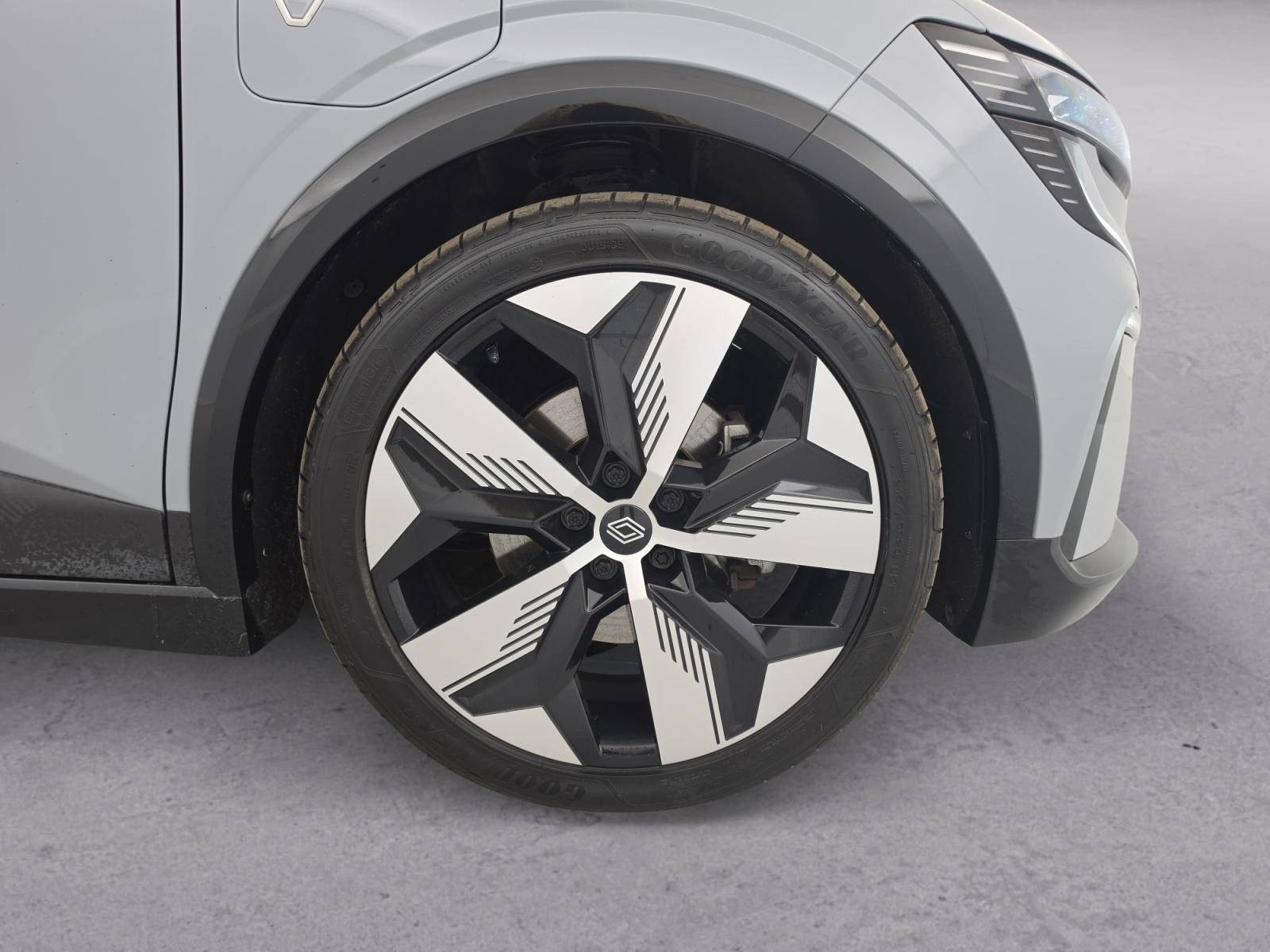 Vente en ligne Renault Megane E-Tech  EV60 220 ch super charge au prix de 24 990 €