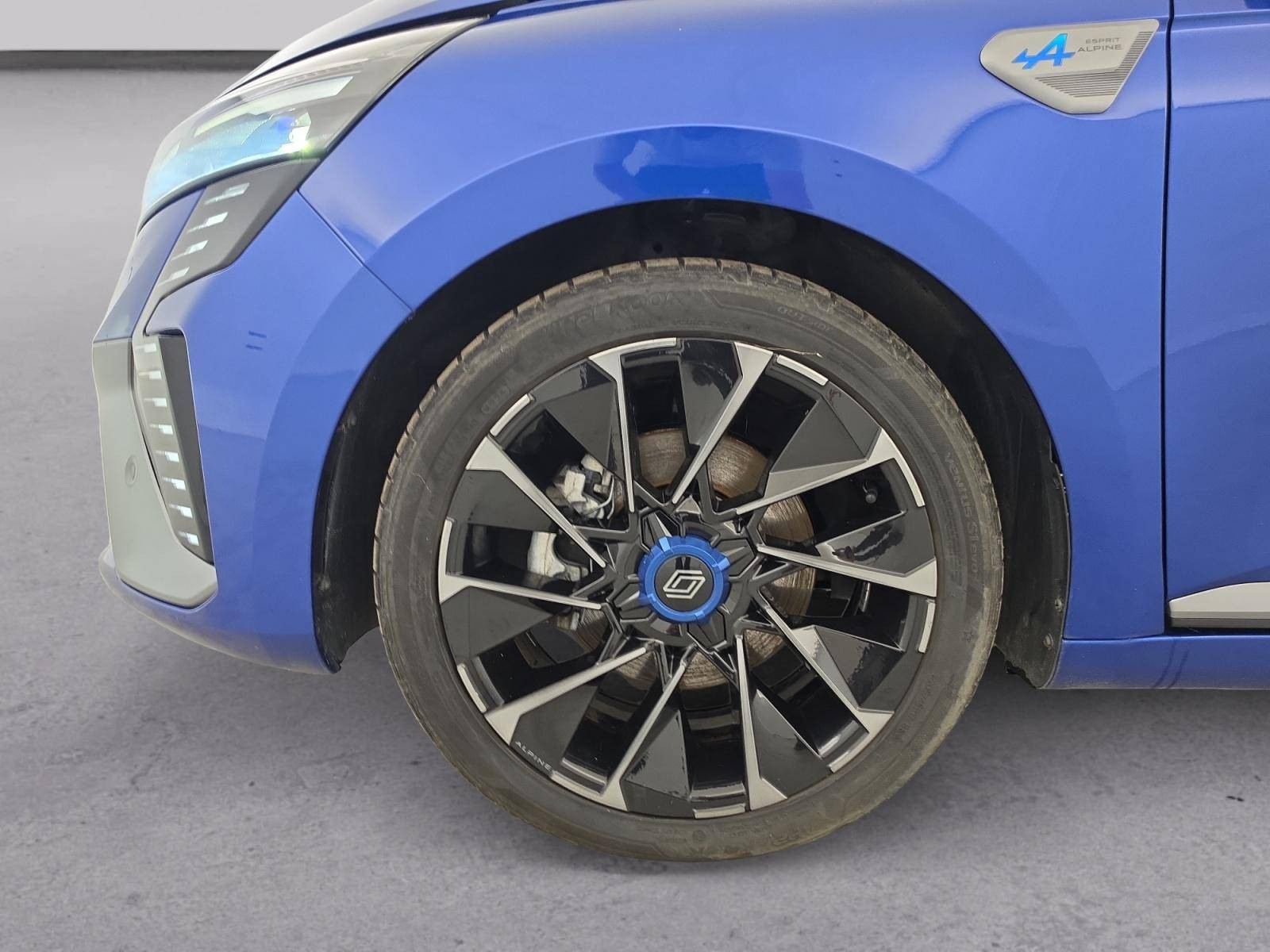 Vente en ligne Renault Clio 5 Clio E-Tech full hybrid 145 au prix de 20 890 €