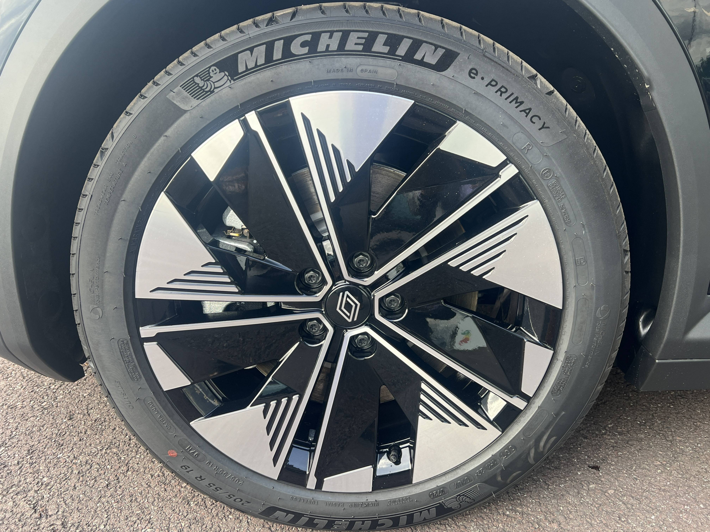 Vente en ligne Renault Scenic E-Tech Scenic E-Tech électrique 220 ch grande autonomie au prix de 50 490 €