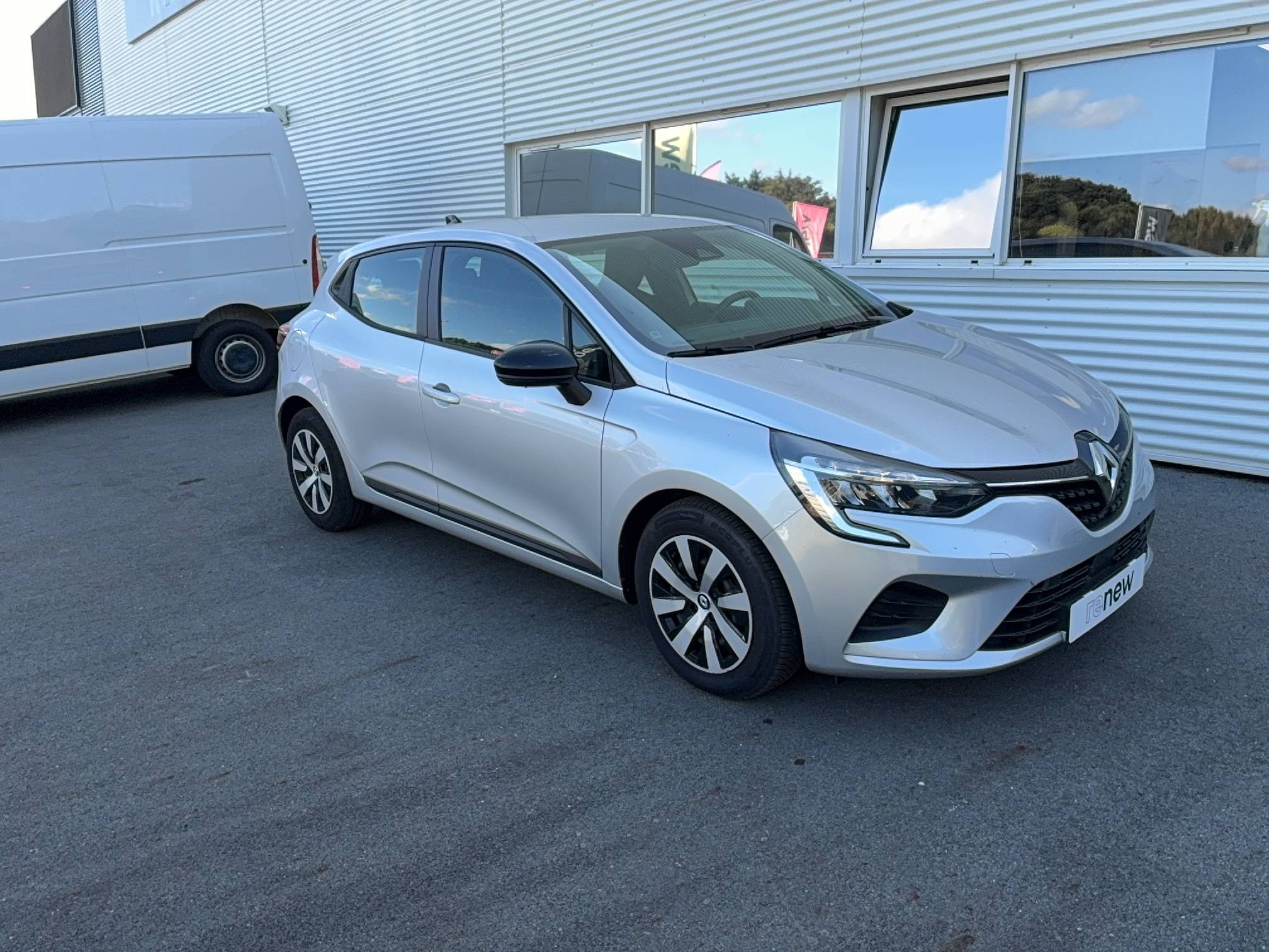 Vente en ligne Renault Clio 5 Clio TCe 90 au prix de 14 590 €