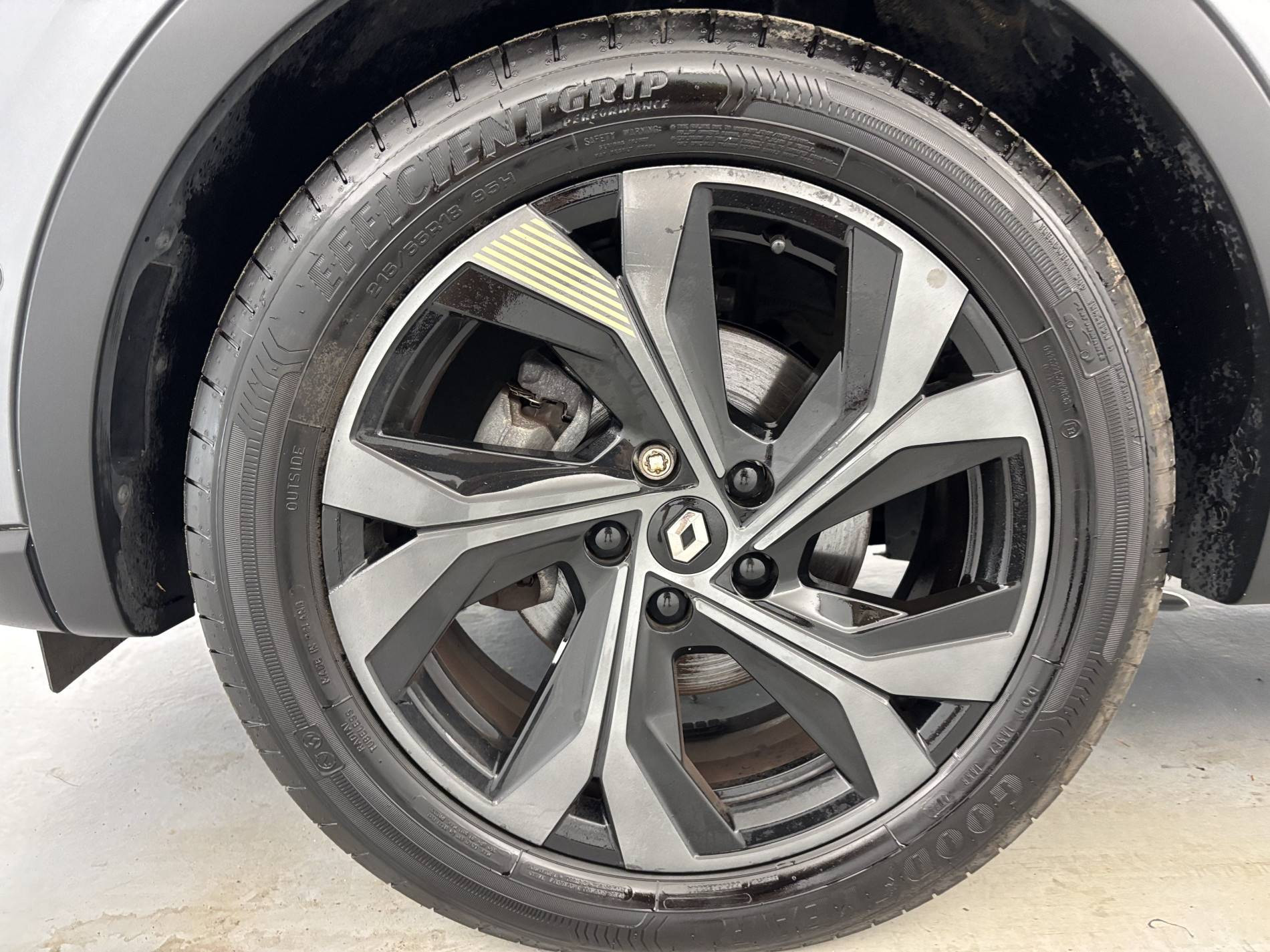 Vente en ligne Renault Arkana  E-Tech hybride 145 - 22 au prix de 22 990 €