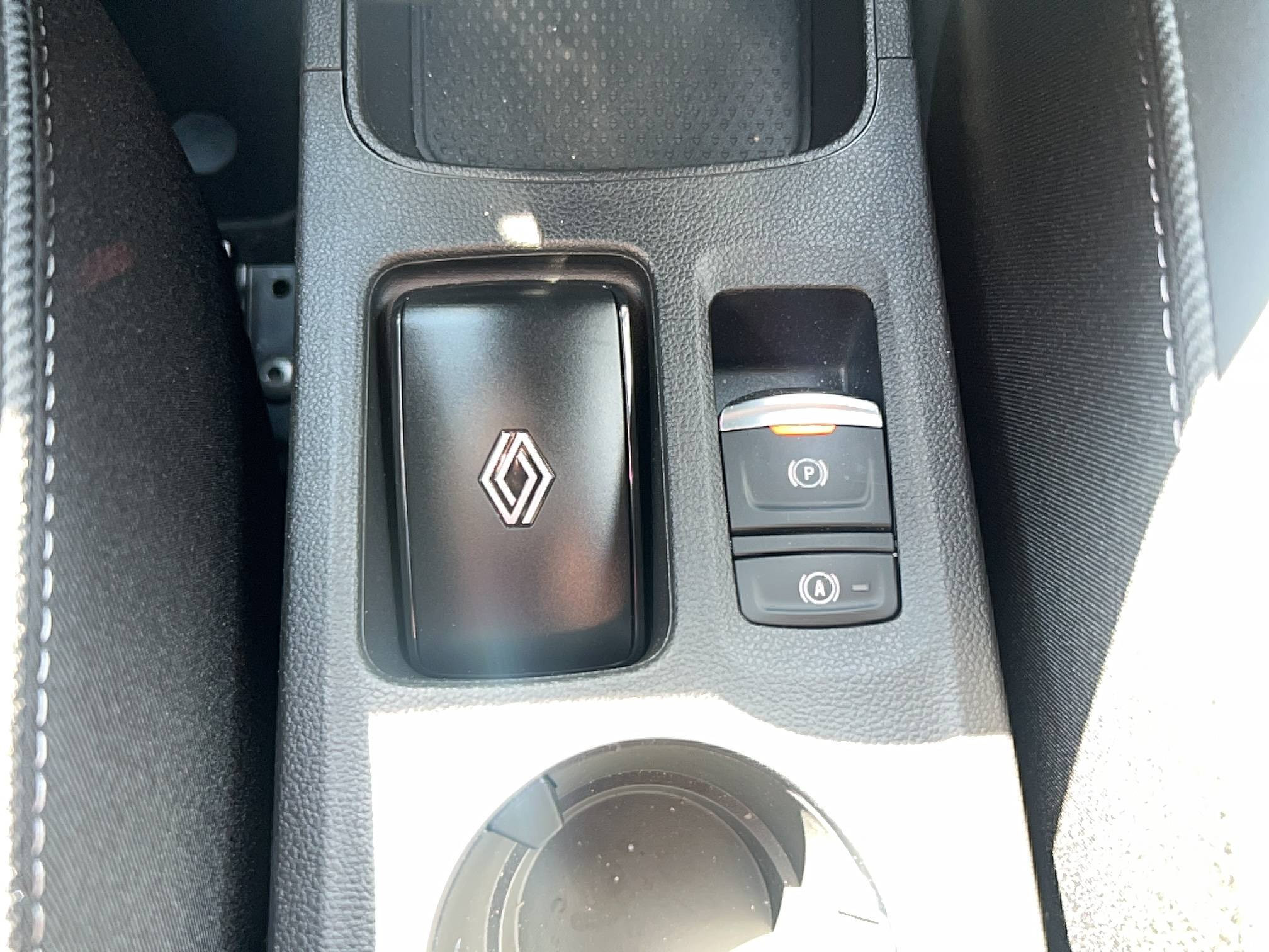 Vente en ligne Renault Symbioz  E-Tech full hybrid 160 ch au prix de 33 870 €