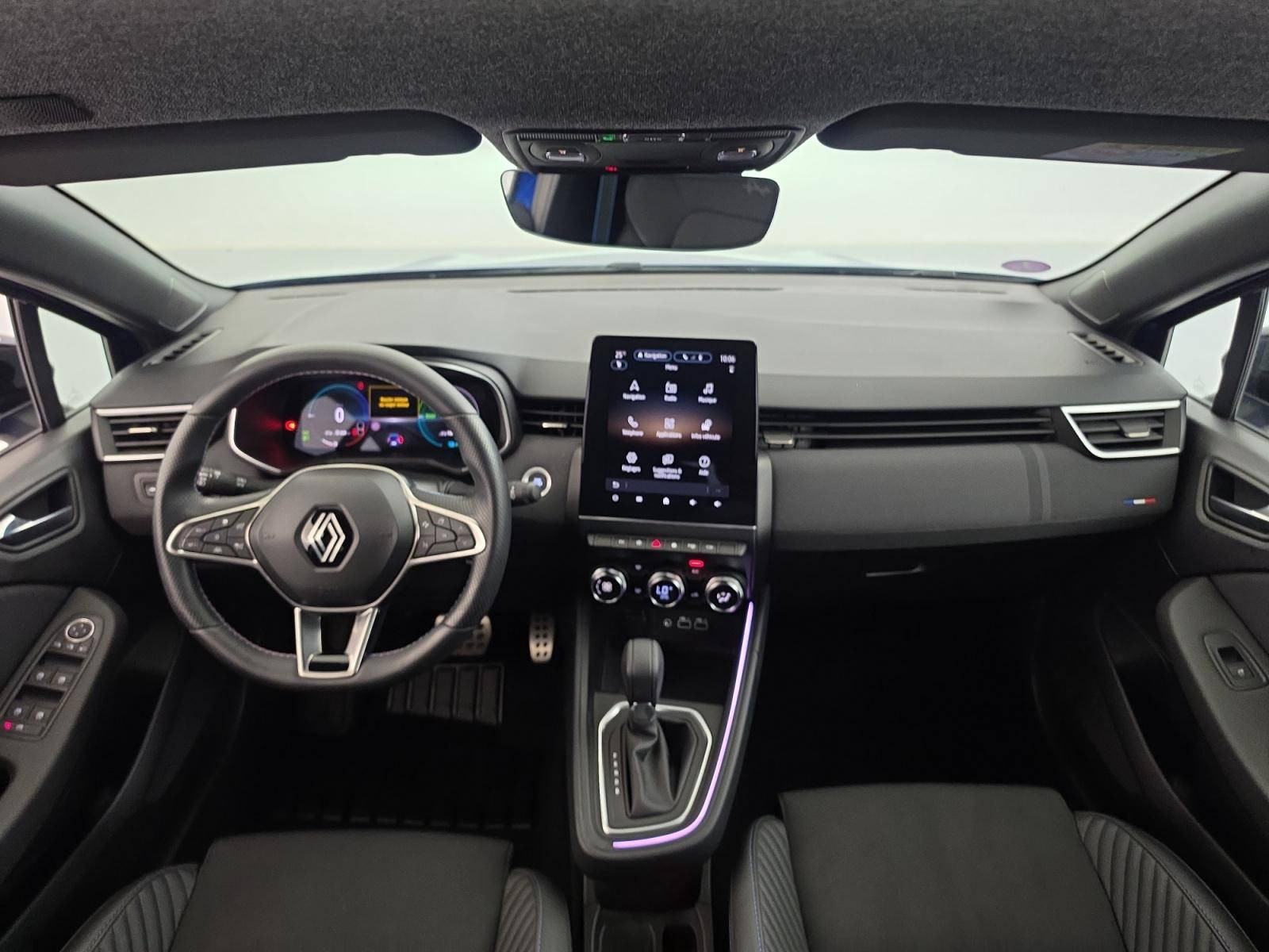 Vente en ligne Renault Clio 5 Clio E-Tech full hybrid 145 au prix de 21 990 €