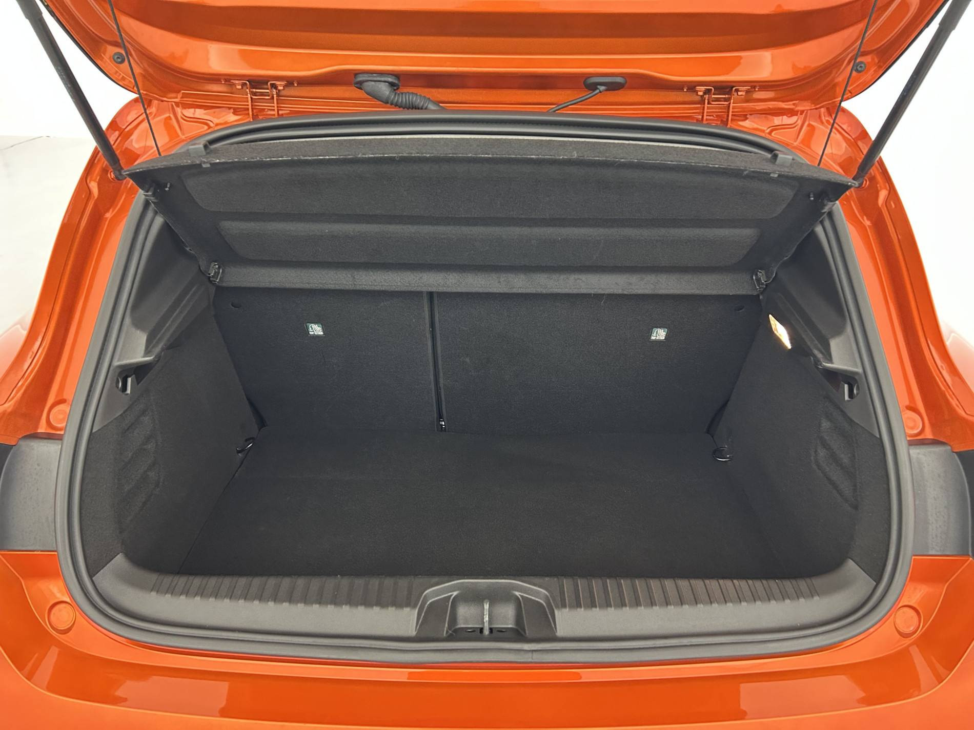 Vente en ligne Renault Clio 5 Clio E-Tech full hybrid 145 ch GSR2 au prix de 19 990 €