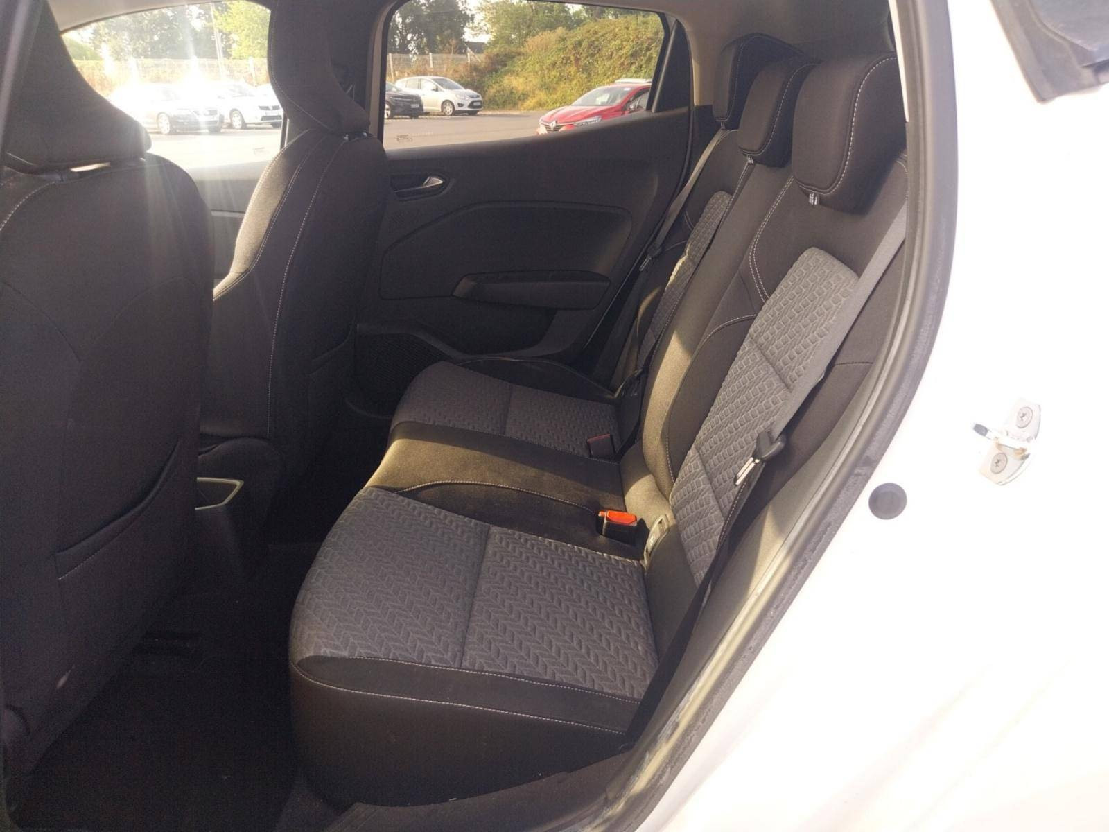 Vente en ligne Renault Clio 5 Clio SCe 65 au prix de 12 890 €