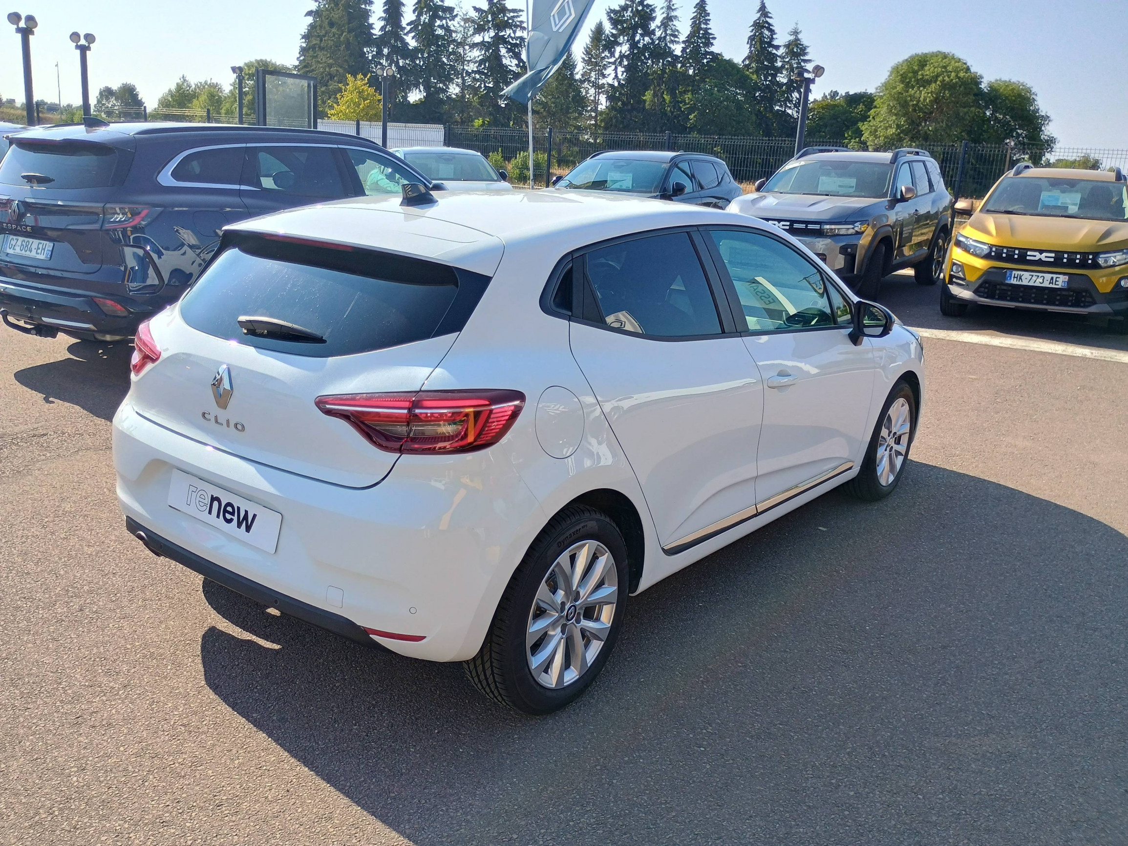 Vente en ligne Renault Clio 5 Clio TCe 90 au prix de 14 990 €