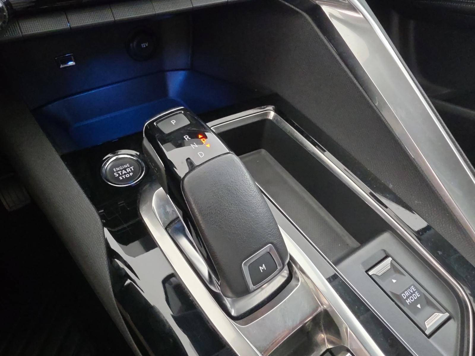 Vente en ligne Peugeot 3008  BlueHDi 130ch S&S EAT8 au prix de 20 990 €