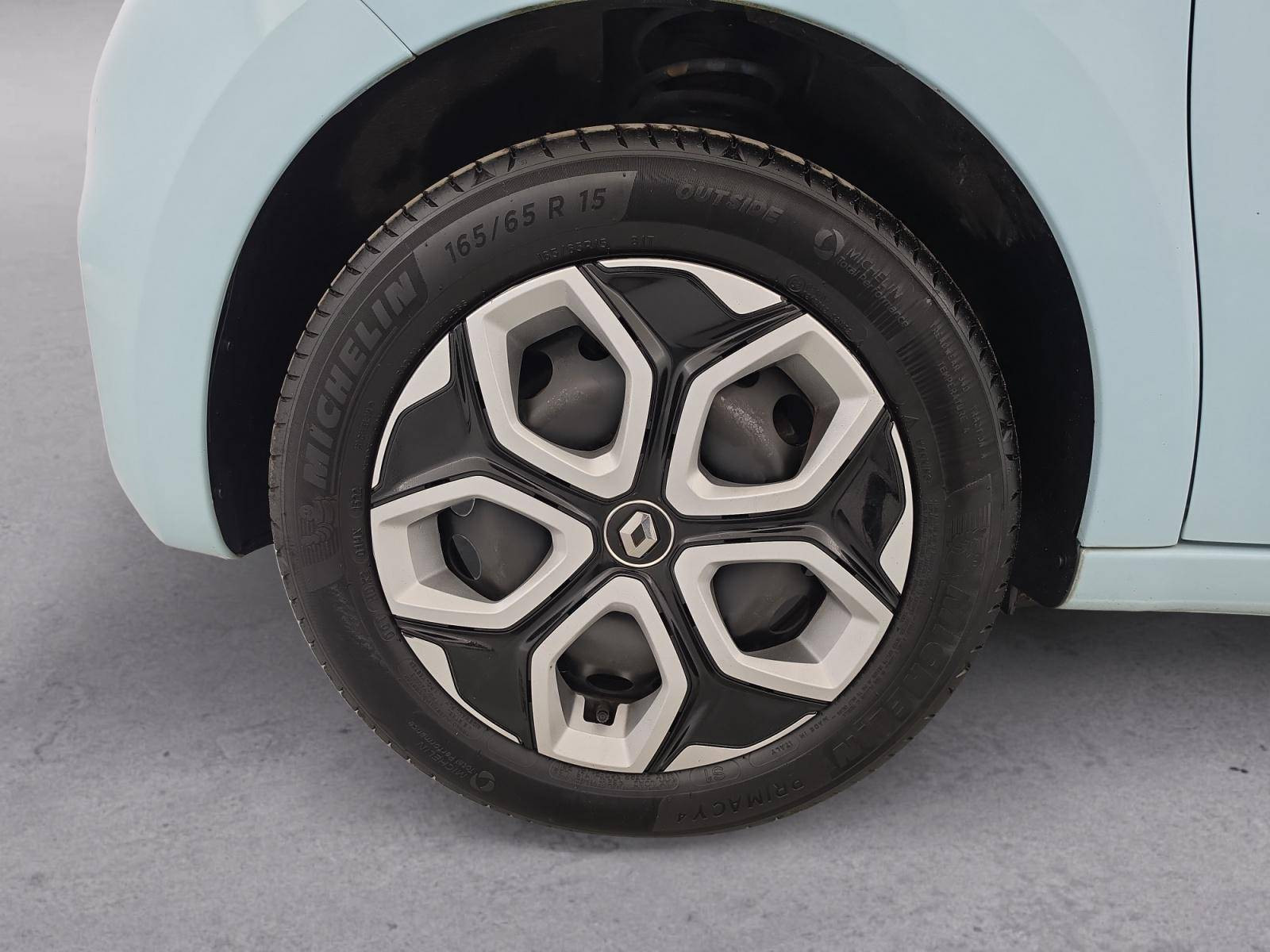 Vente en ligne Renault Twingo 3  SCe 65 - 21 au prix de 12 390 €