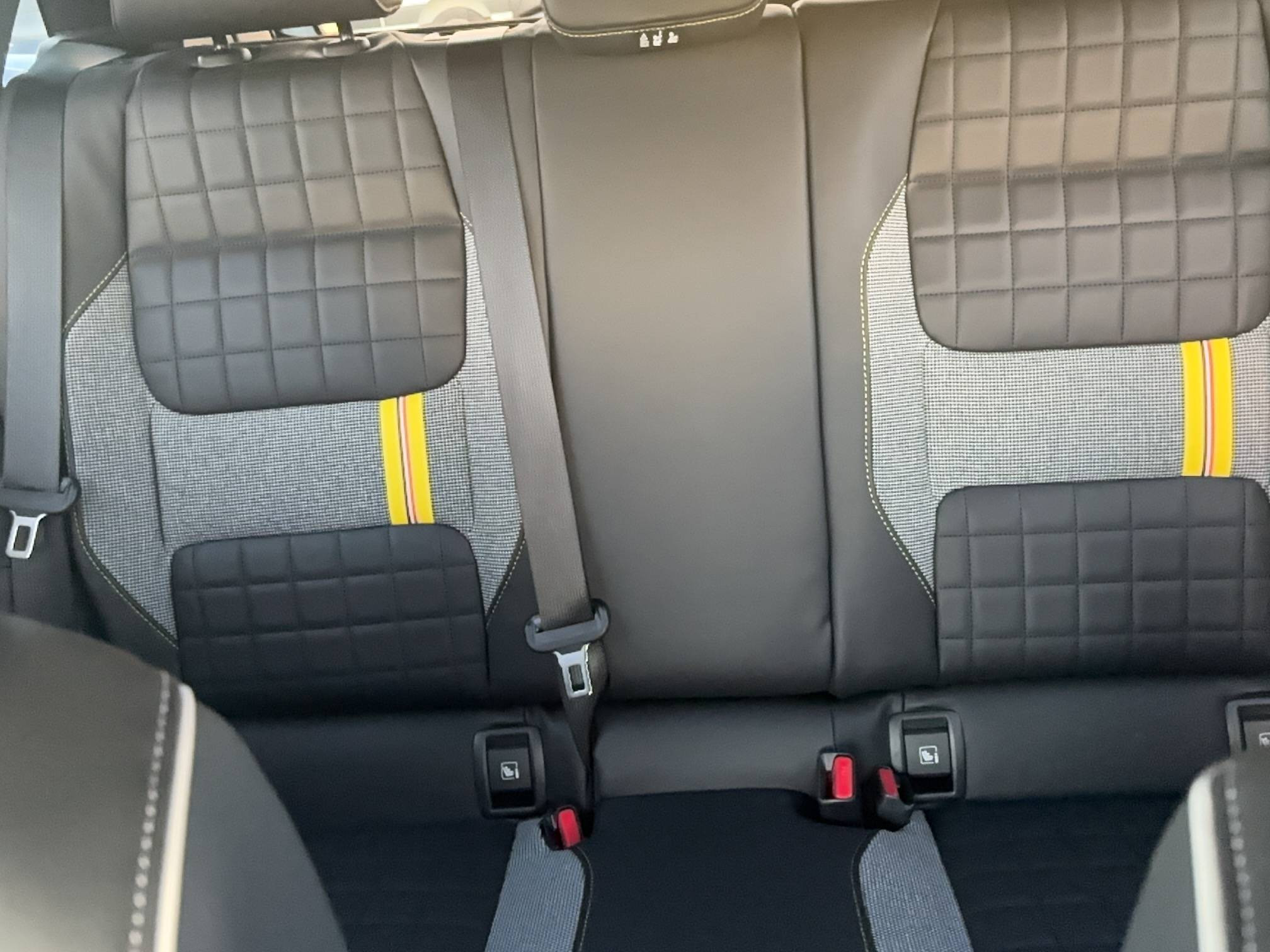 Vente en ligne Renault R4 E-Tech  150 ch autonomie confort au prix de 35 900 €