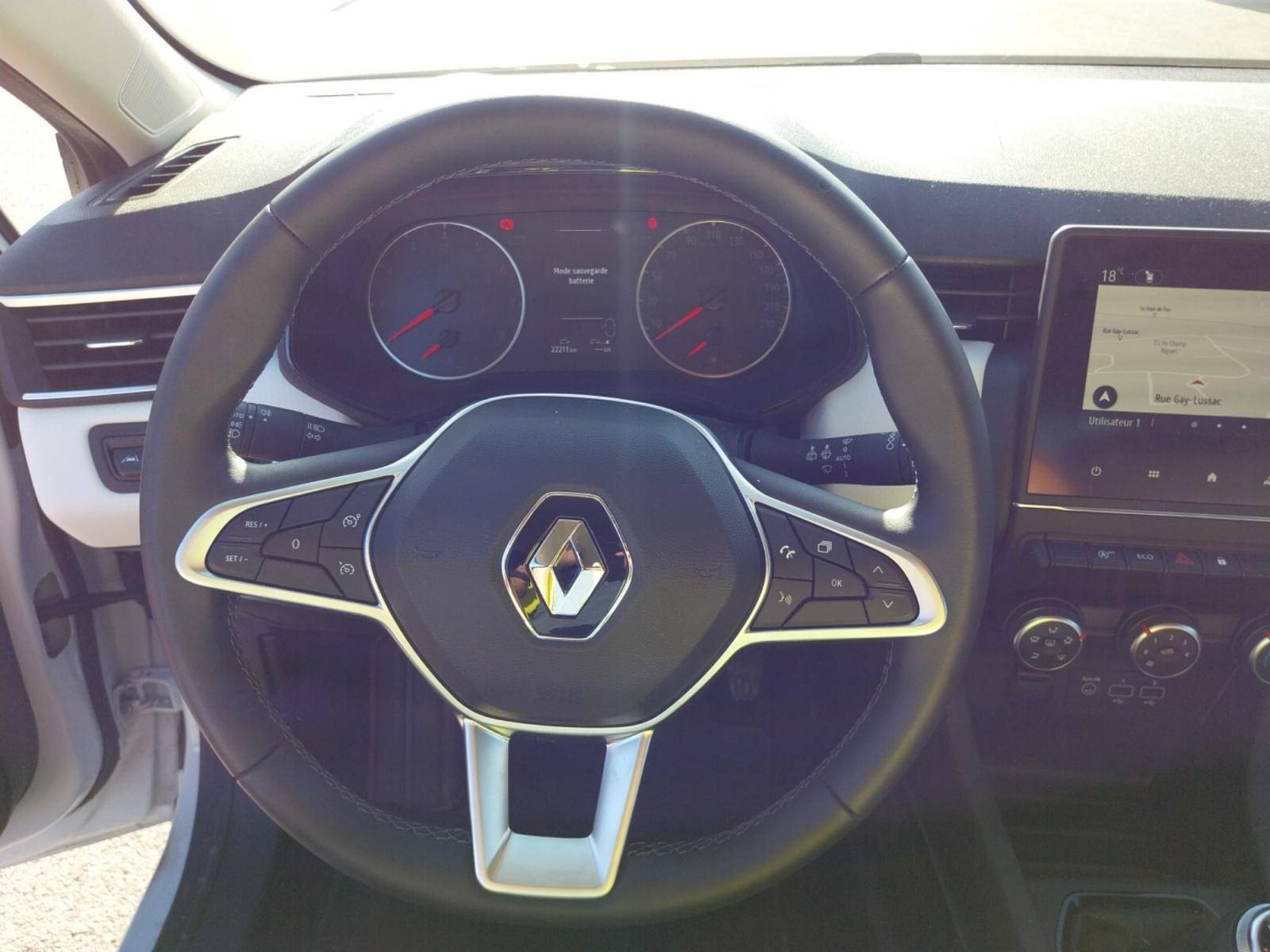 Vente en ligne Renault Clio 5 Clio TCe 90 au prix de 14 790 €