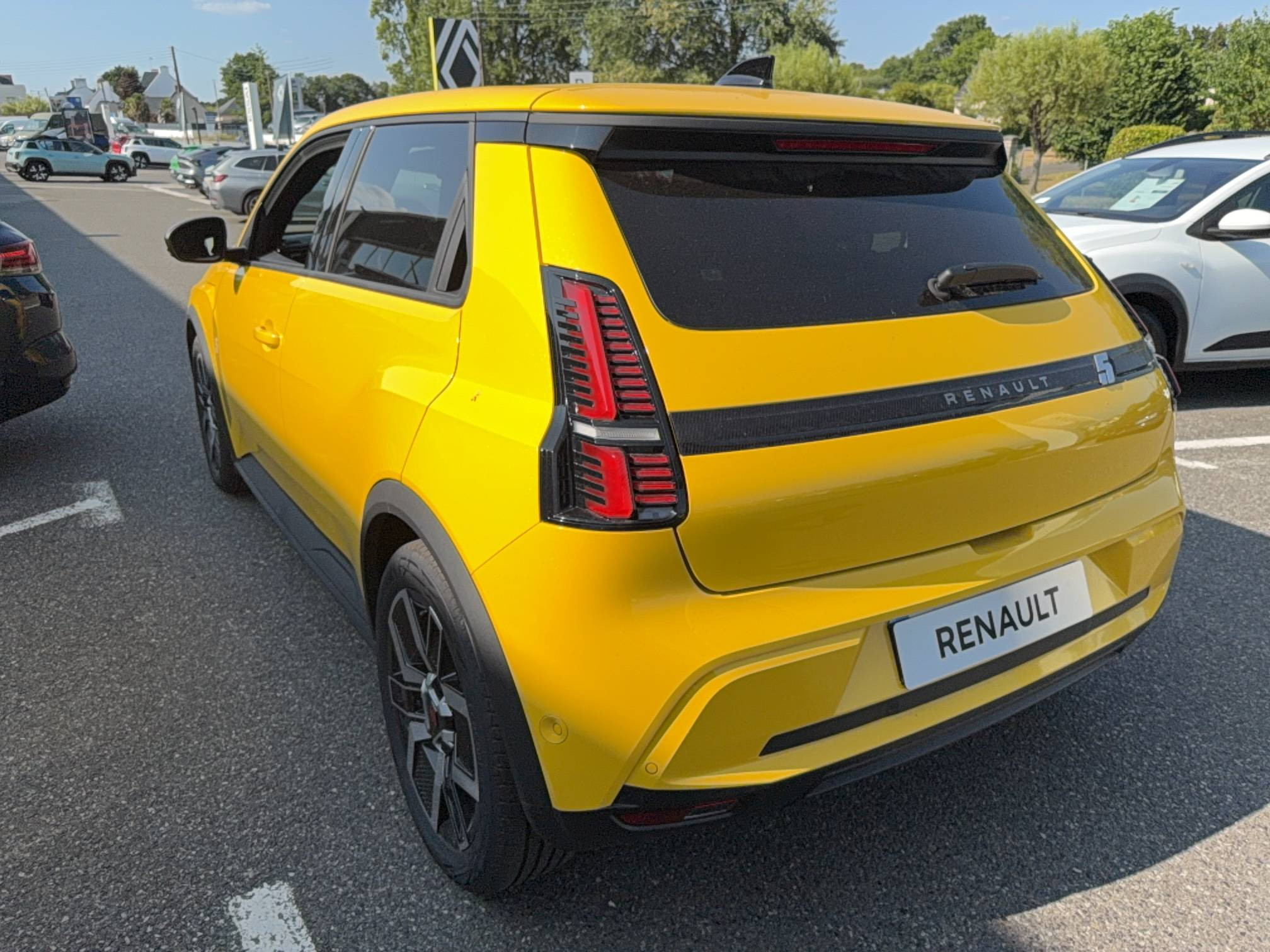Vente en ligne Renault R5 E-Tech  150 ch autonomie confort au prix de 33 790 €