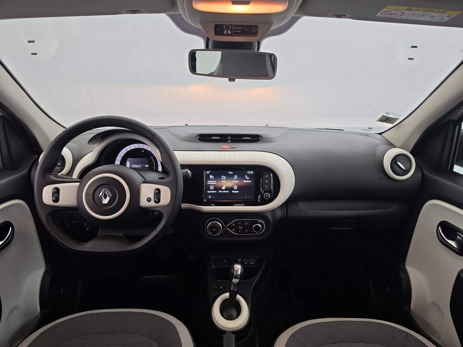 Vente en ligne Renault Twingo Electrique Twingo III E-Tech au prix de 12 490 €