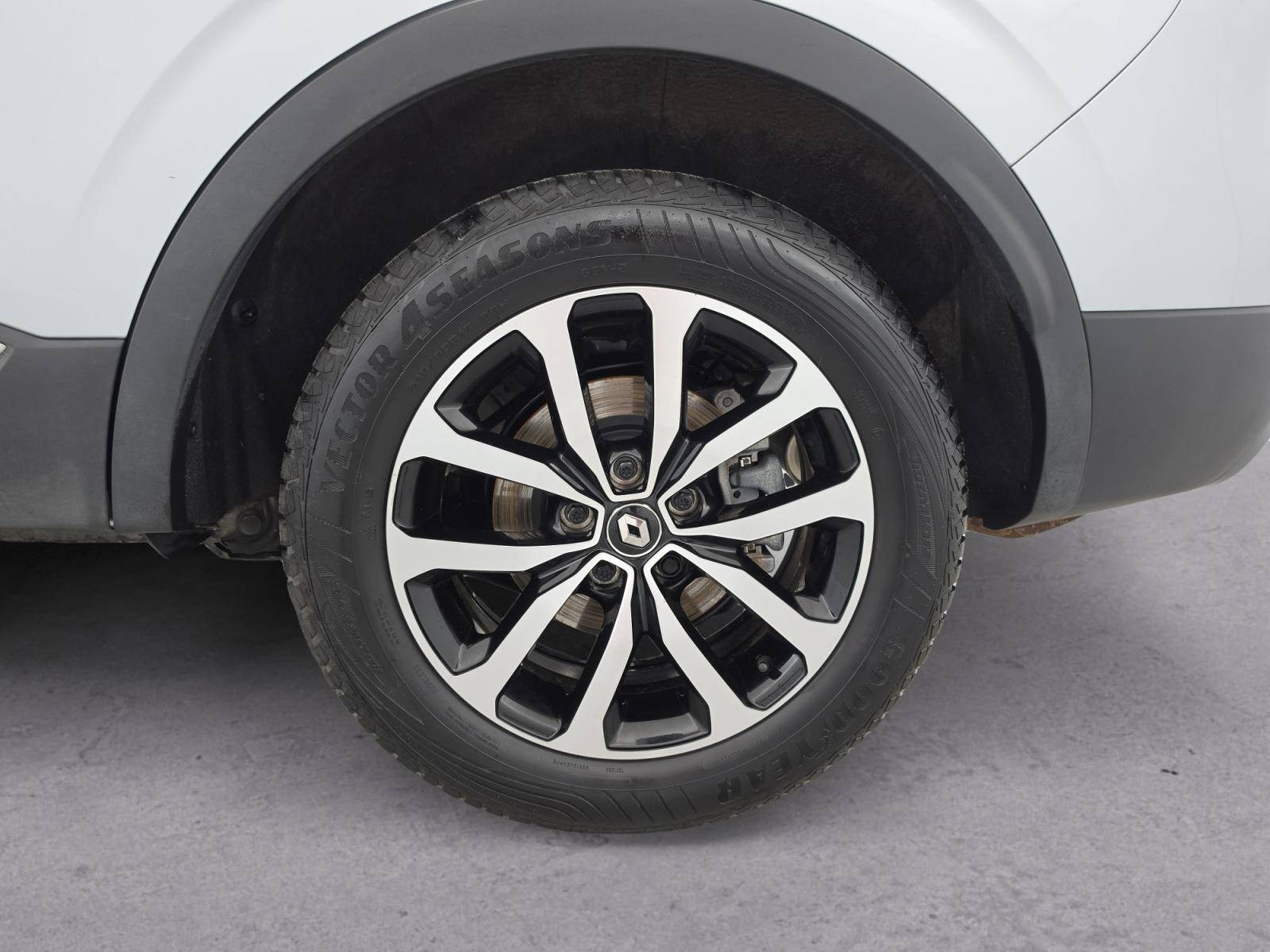 Vente en ligne Renault Kadjar  Blue dCi 115 EDC au prix de 20 490 €