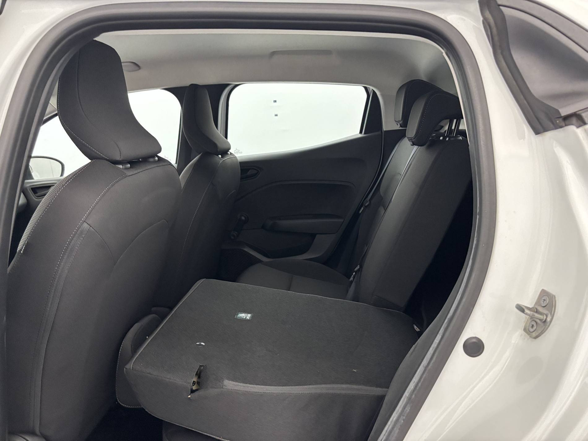 Vente en ligne Renault Clio 5 Clio SCe 65 au prix de 12 990 €