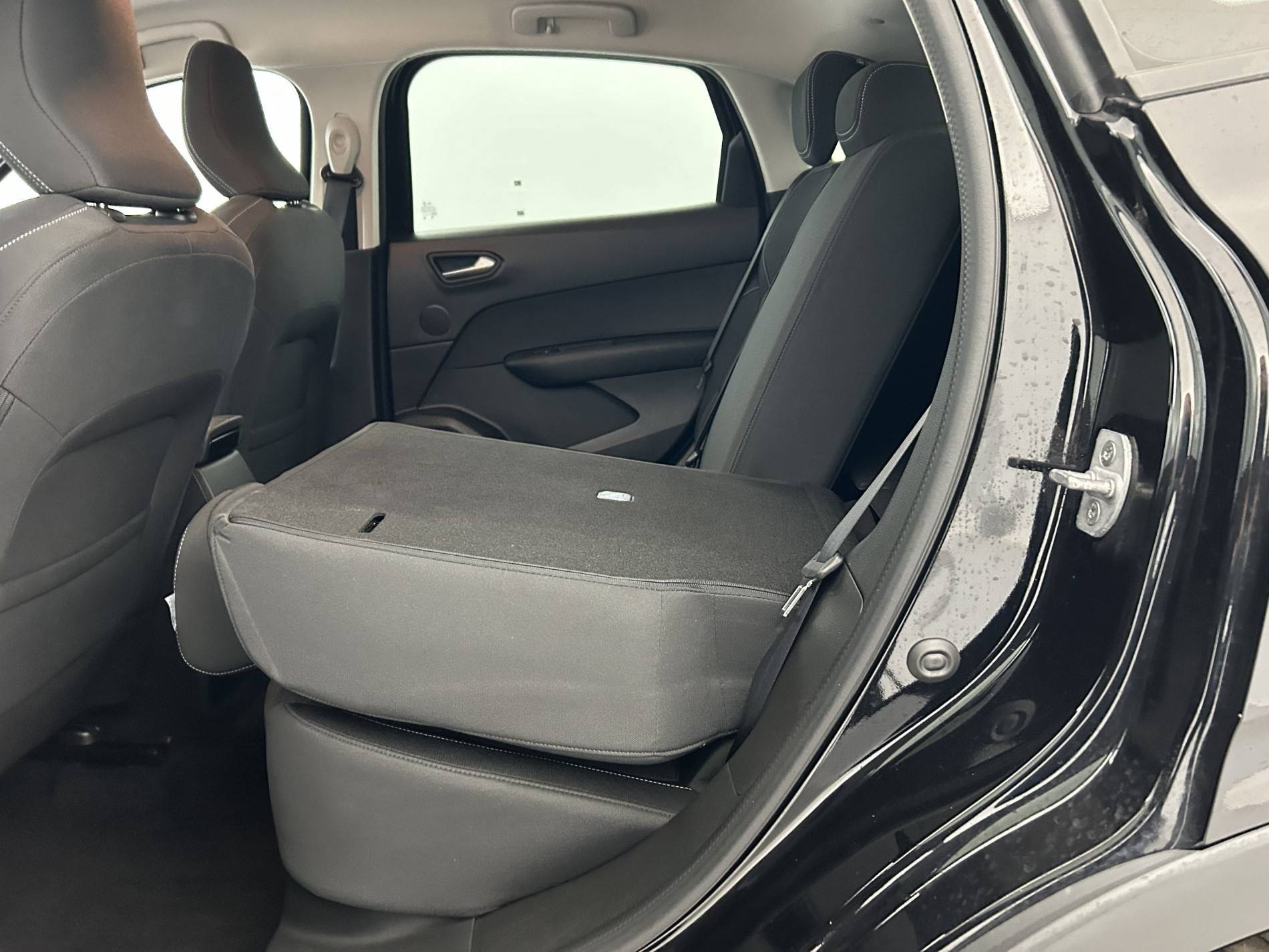 Vente en ligne Renault Arkana  mild hybrid 140 EDC FAP - 22 au prix de 18 500 €