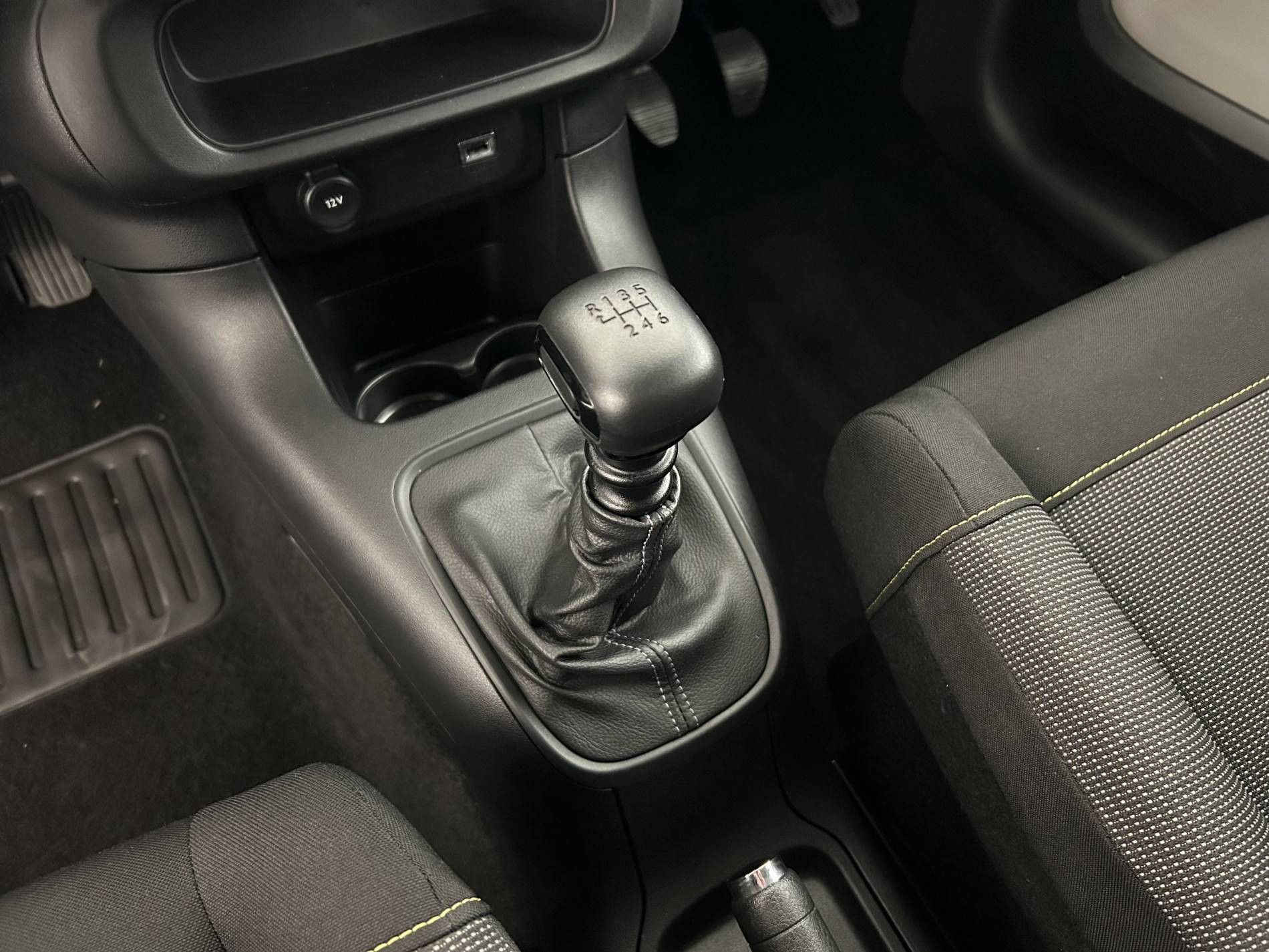 Vente en ligne Citroën C3  BlueHDi 100 ch BVM6 au prix de 11 990 €