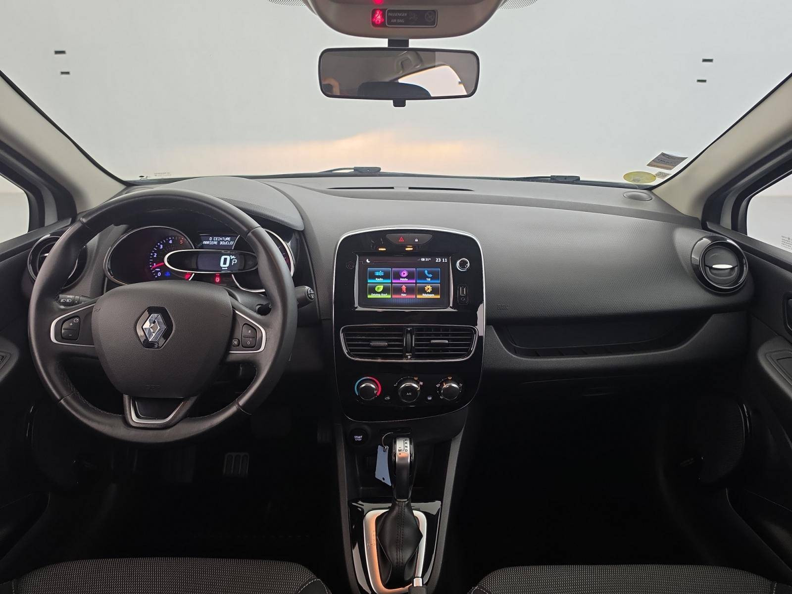 Vente en ligne Renault Clio 4 Clio dCi 90 E6C EDC au prix de 11 590 €