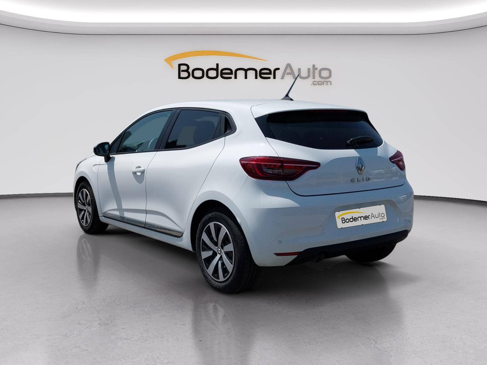 Vente en ligne Renault Clio 5 Clio TCe 90 au prix de 13 800 €
