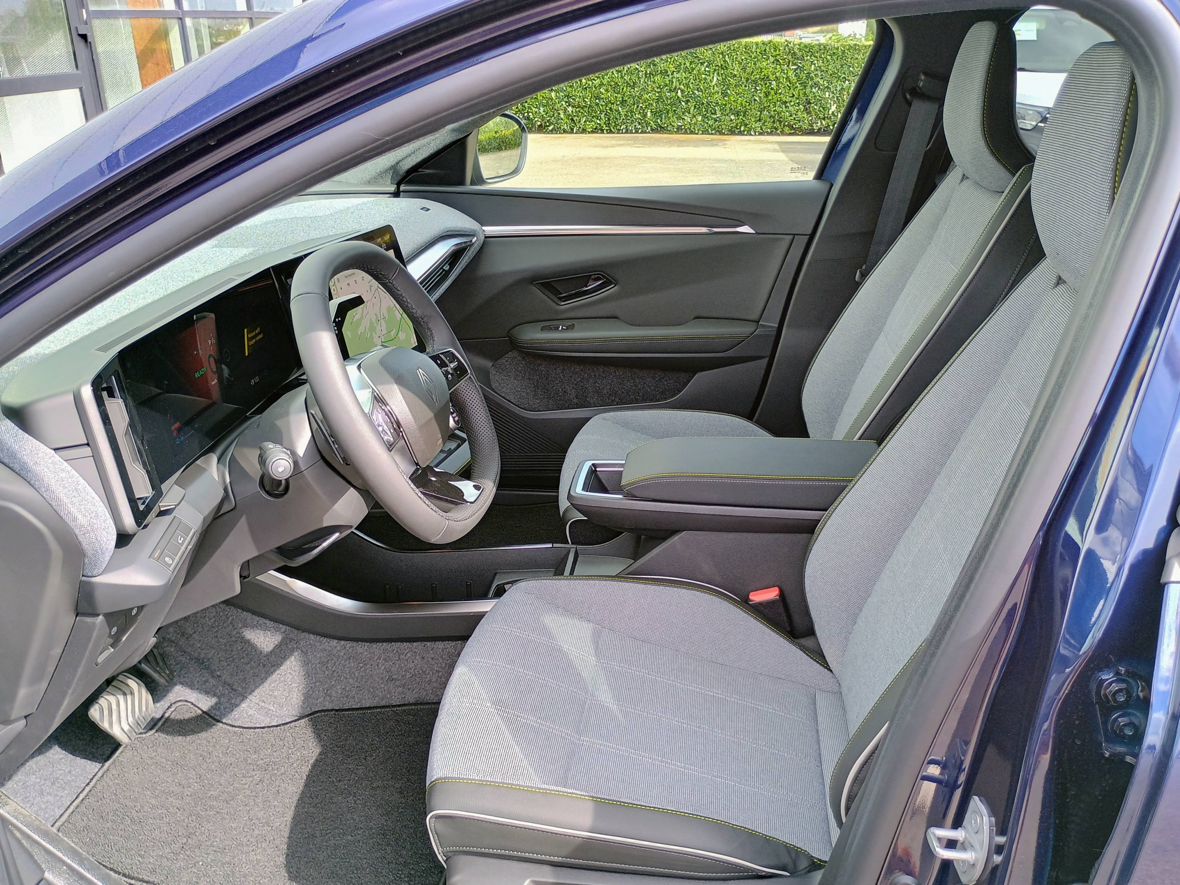 Vente en ligne Renault Scenic E-Tech Scenic E-Tech électrique 220 ch grande autonomie au prix de 46 980 €