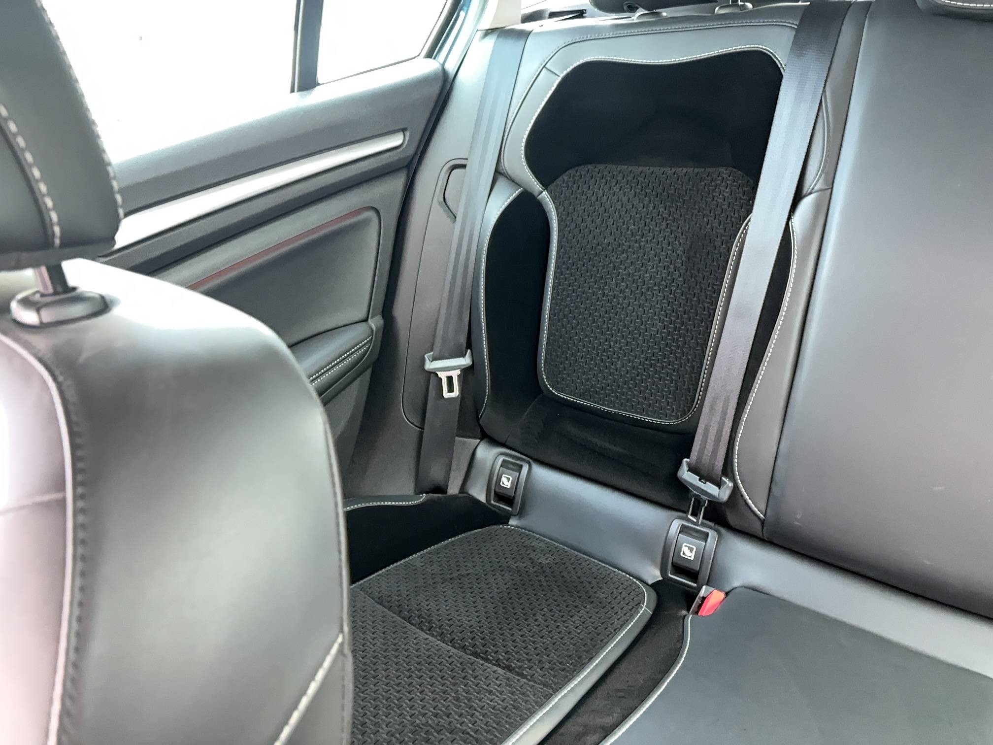 Vente en ligne Renault Megane 4 Estate Mégane IV Estate TCe 160 Energy EDC au prix de 14 990 €