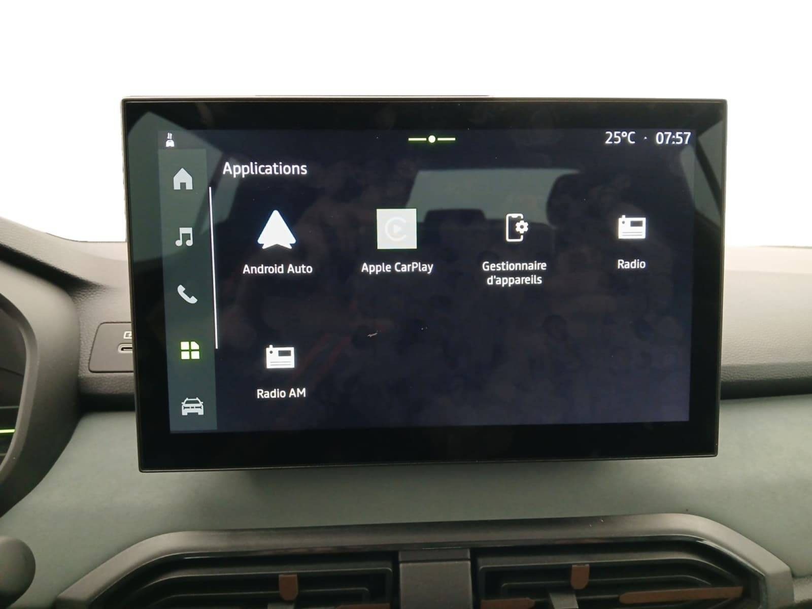 Vente en ligne Dacia Sandero Sandero ECO-G 120 au prix de 18 890 €