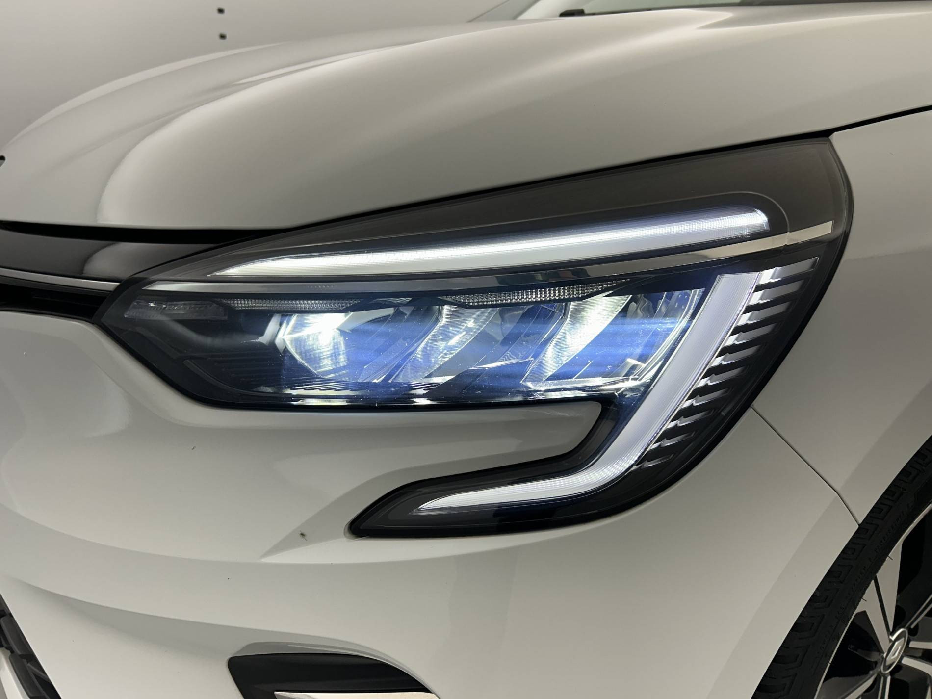 Vente en ligne Renault Clio 5 Clio TCe 90 - 21N au prix de 14 390 €