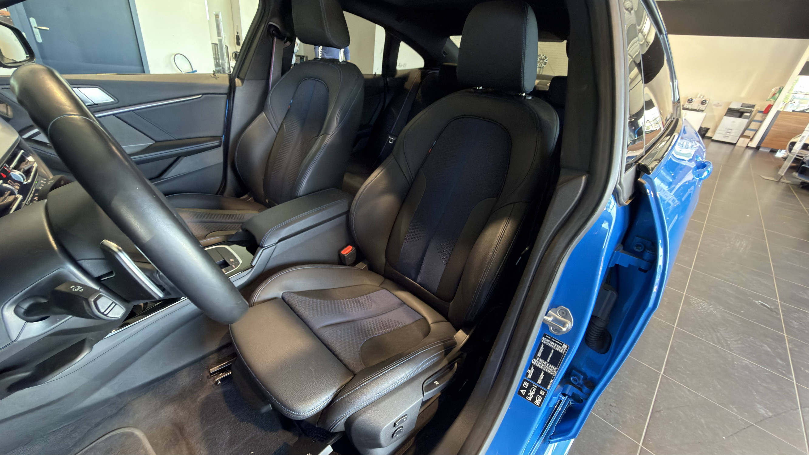 Vente en ligne Bmw Série 2 Gran Coupé Gran Coupe 220i 178 ch DKG7 au prix de 35 990 €