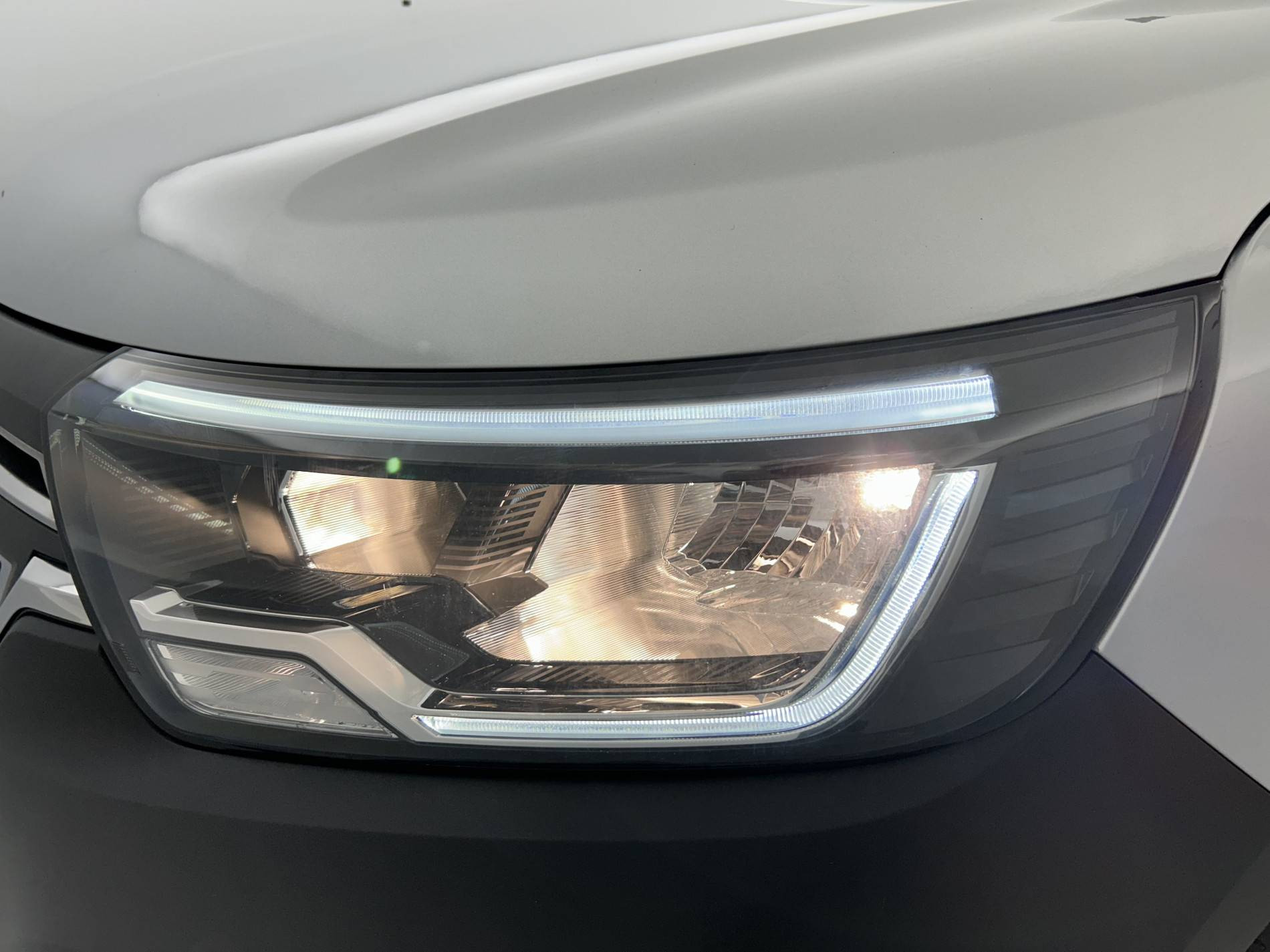 Vente en ligne Renault Kangoo Van E-Tech  L2 EV45  DC 80KW au prix de 23 290 €