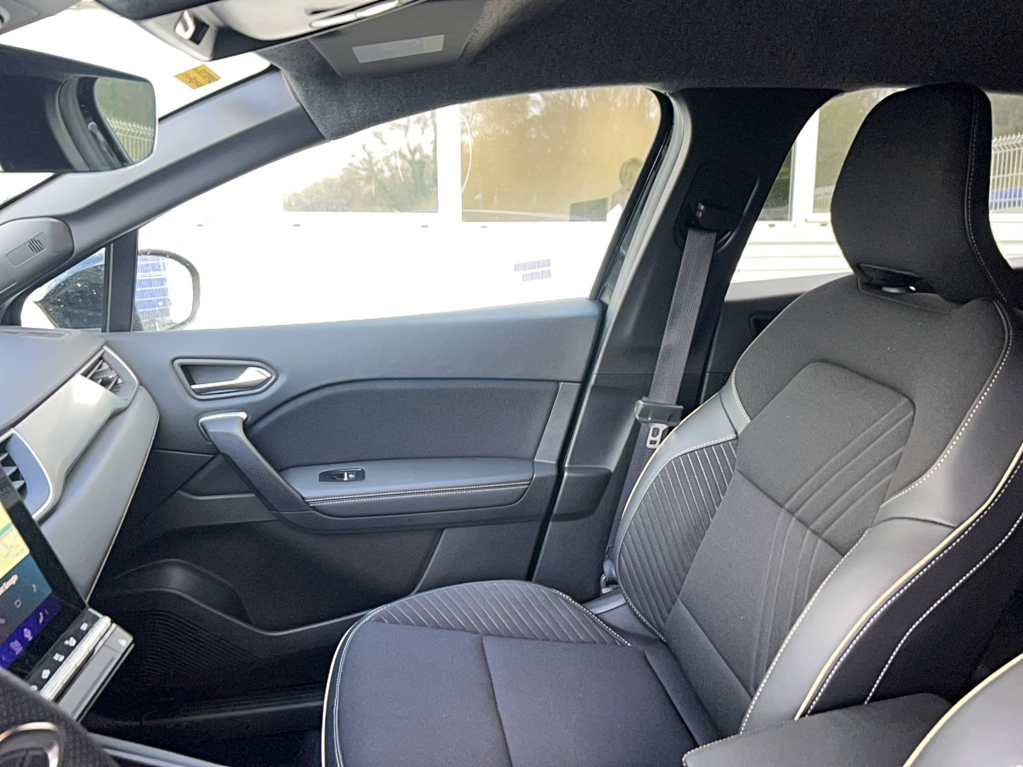 Vente en ligne Renault Symbioz  E-Tech full hybrid 145 au prix de 28 790 €