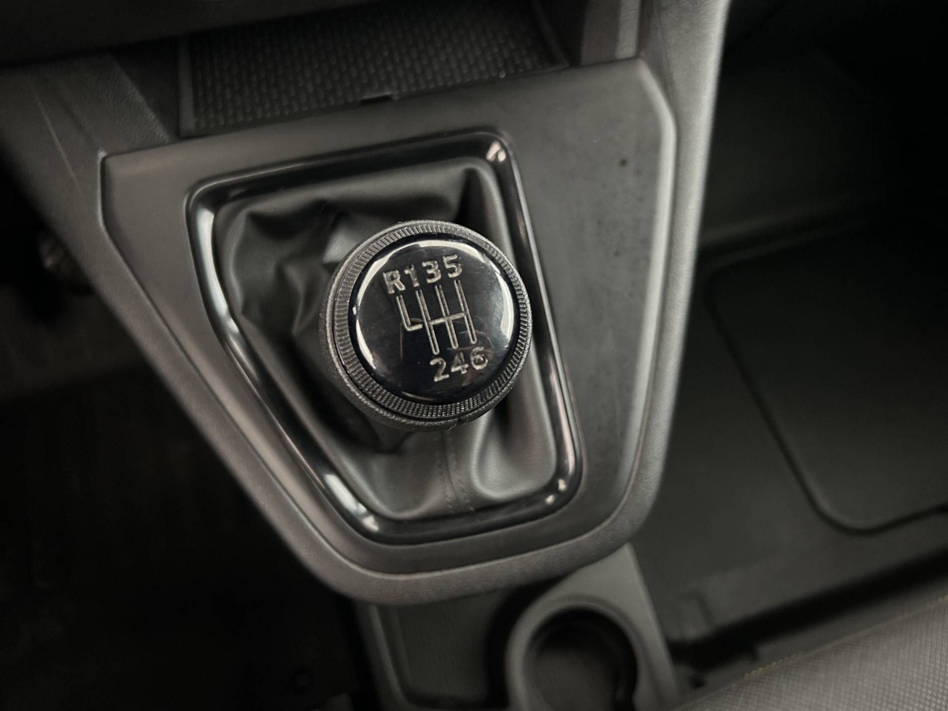 Vente en ligne Renault Kangoo Van  BLUE DCI 95 au prix de 16 990 €