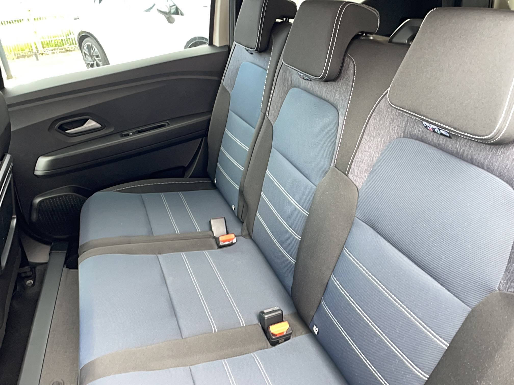 Vente en ligne Dacia Jogger  155 7 pl au prix de 28 990 €