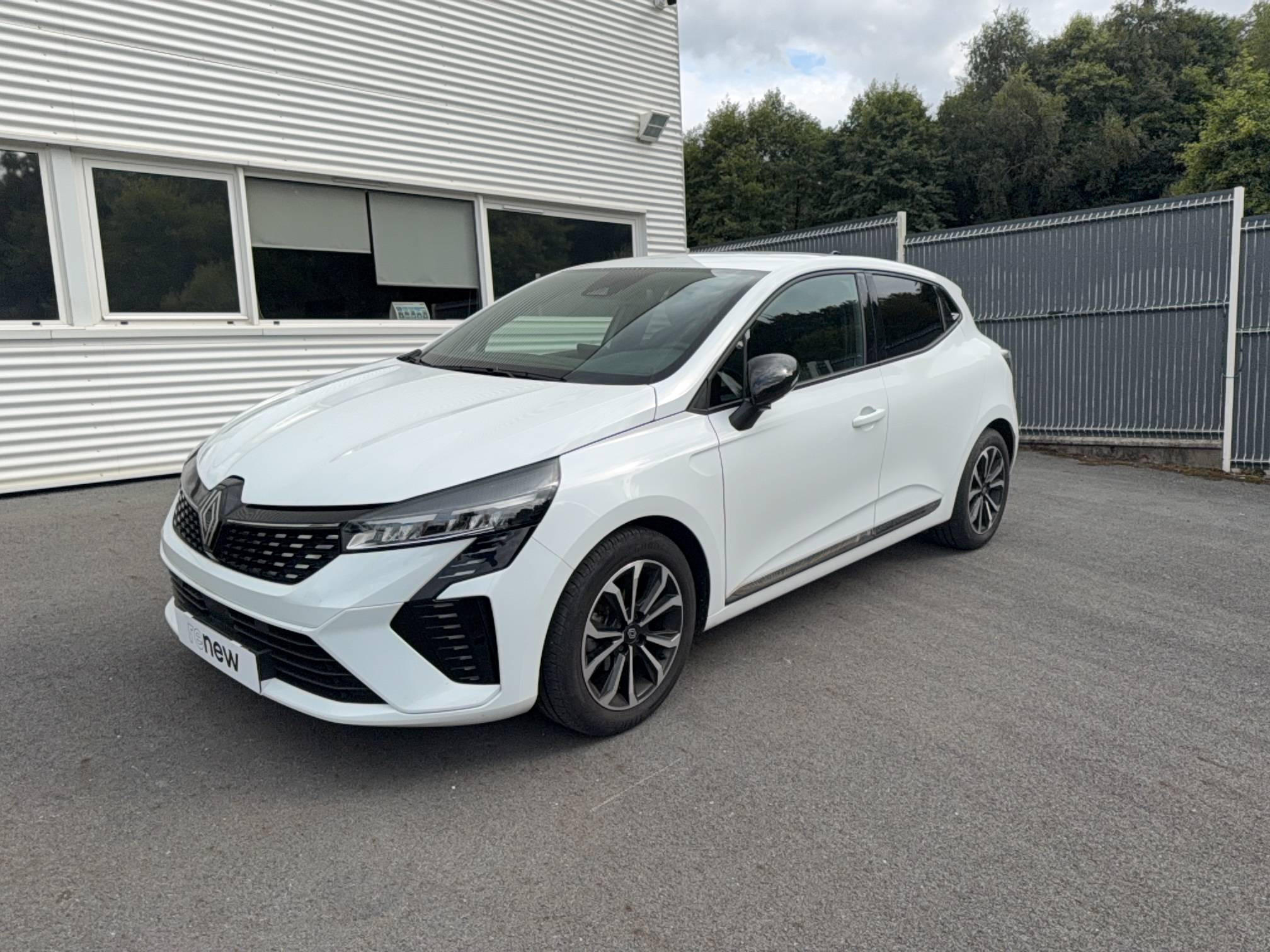 Renault Clio 5 Clio TCe 90 occasion de 2024 en vente à Guingamp