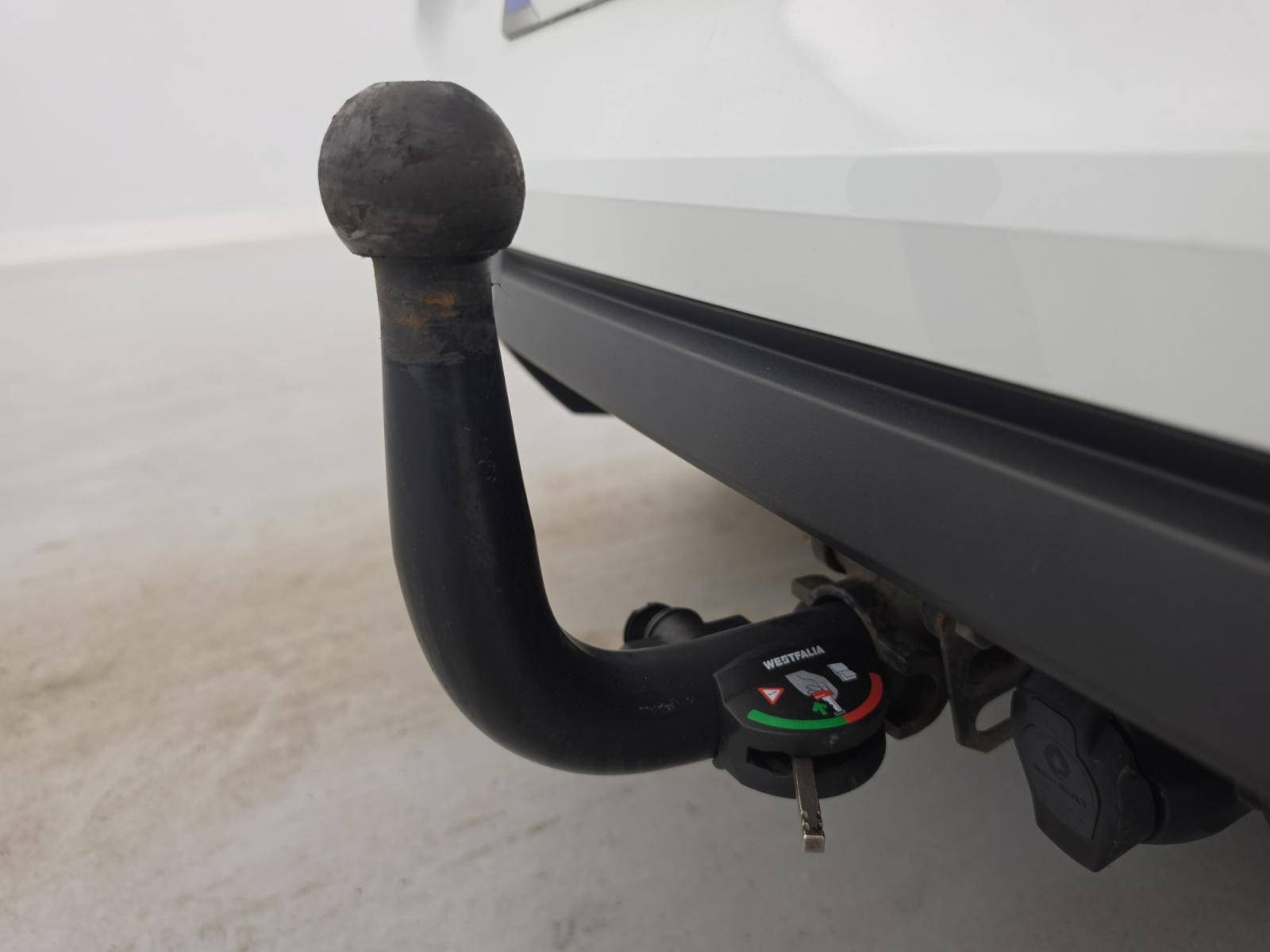 Vente en ligne Renault Clio 5 Clio E-Tech full hybrid 145 au prix de 15 890 €