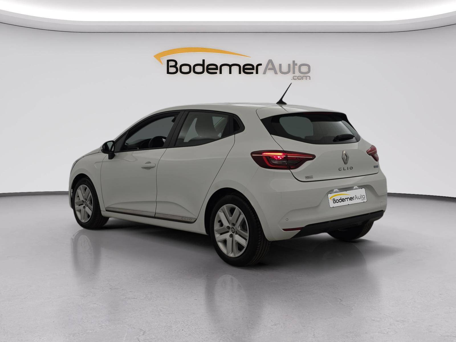 Vente en ligne Renault Clio 5 CLIO SOCIETE E-TECH 140 - 21N au prix de 13 290 €