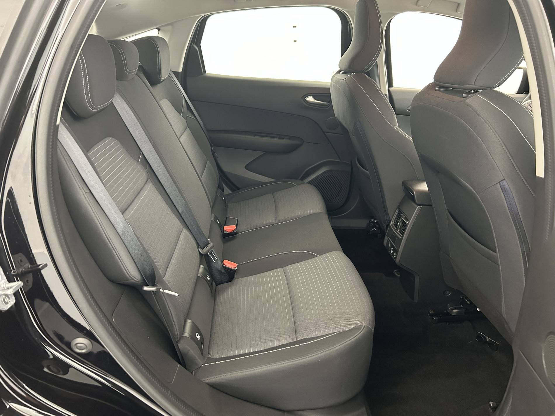 Vente en ligne Renault Arkana  E-Tech 145 au prix de 18 290 €
